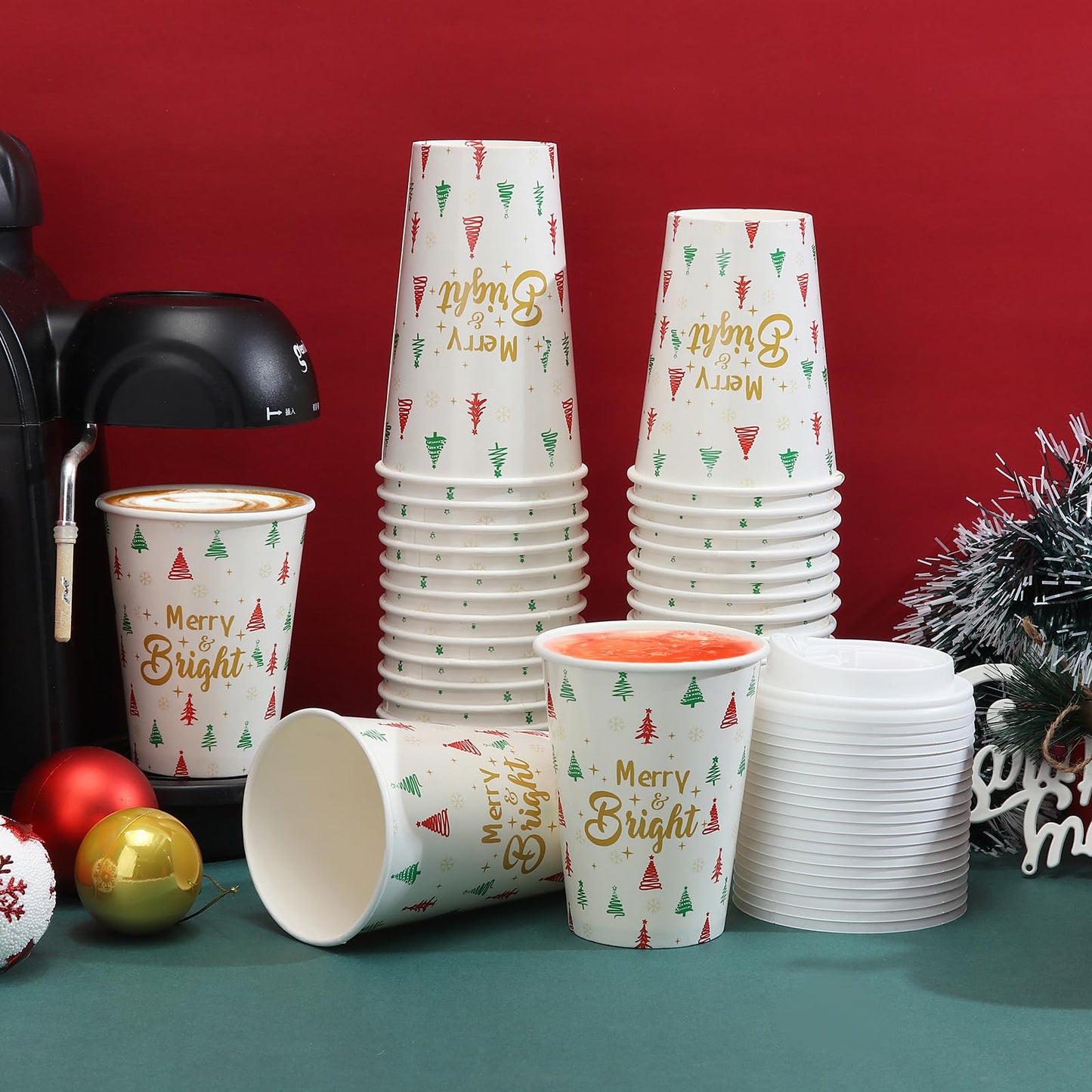 Tamone 100 PACK Christmas Cups 16OZ Disposable Coffee Cups with Lids Leak Proof, Green and Red Christmas Tree Design for Cold/Hot Coffee Beverage Chocolate Cocoa for Home Office