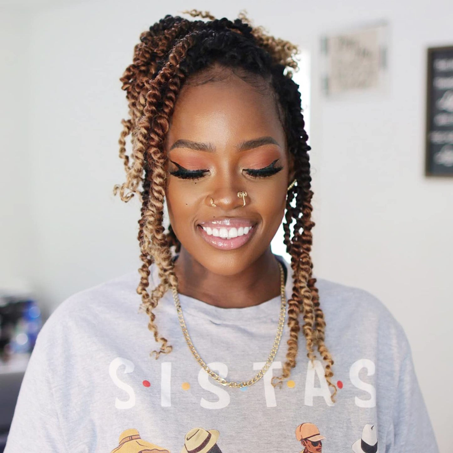 ToyoTress Tiana Passion Twist Hair - 16 Inch 8 Packs Pre-twisted Crochet Braids Ombre Brown Blonde, Shoulder Length Pre-looped Synthetic Braiding Hair Extensions (16 Inch, OT30/27-8P)