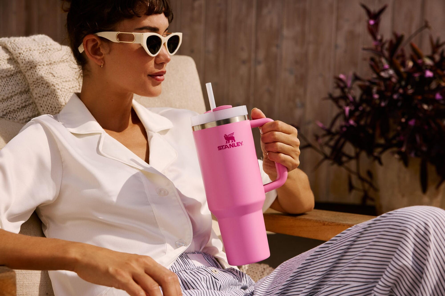 STANLEY Quencher H2.0 Tumbler with Handle and Straw 40 oz | Flowstate 3-Position Lid | Cup Holder Compatible for Travel | Insulated Stainless Steel Cup | BPA-Free | Dew Drop