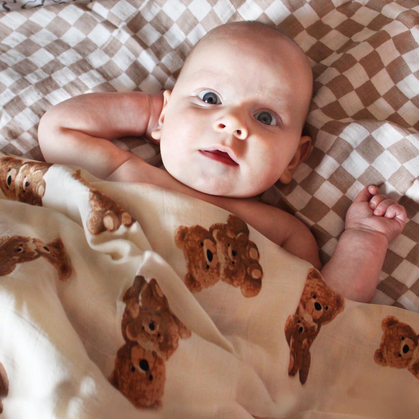 LifeTree Muslin Swaddle Blankets Neutral, Baby Swaddling Wrap Nursery Blanket for Boys & Girls Unisex, Soft 70% Viscose from Bamboo and 30% Cotton, Large 47 x 47 inches, Bear & Checkered Coffee