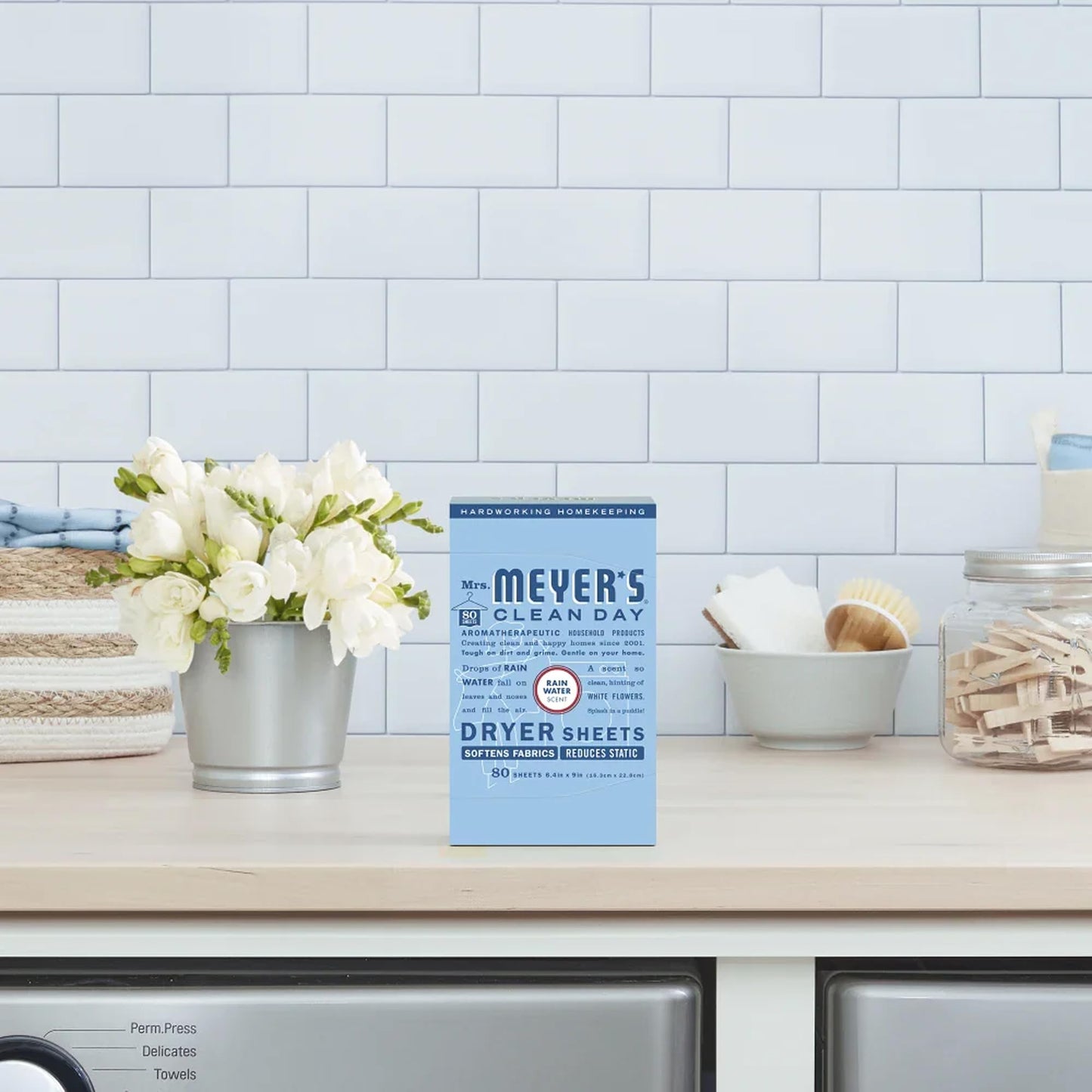MRS. MEYER'S CLEAN DAY Dryer Sheets, Fabric Softener, Reduces Static, Infused with Essential Oils, Rain Water Scent, 80 Count