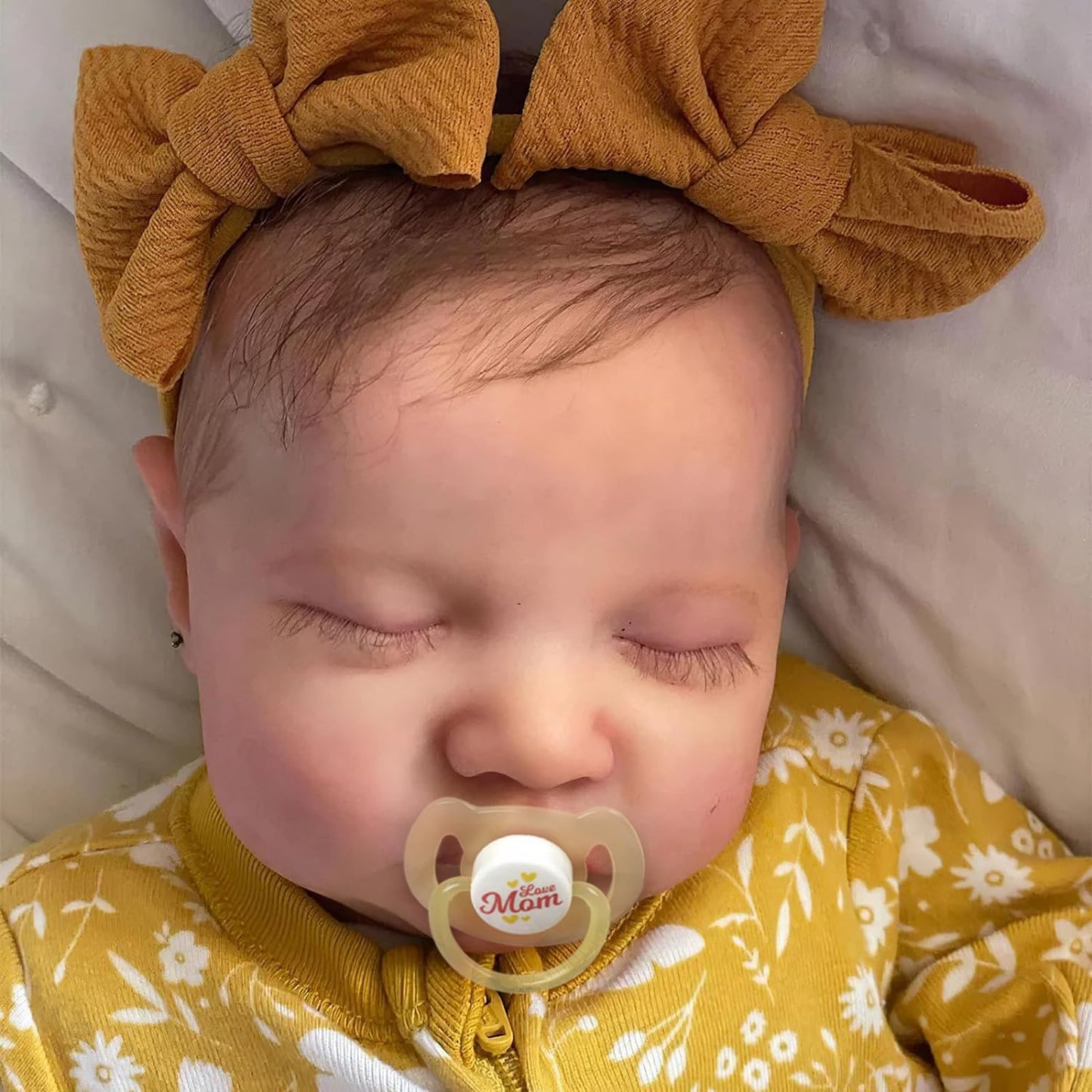 ADFO Lifelike Reborn Baby Dolls, 20 inch Realistic Newborn Real Life Baby Girl Dolls Soft Full Body Vinyl Girl Baby Dolls with Clothes and Toy Gift for Kids Age 3+