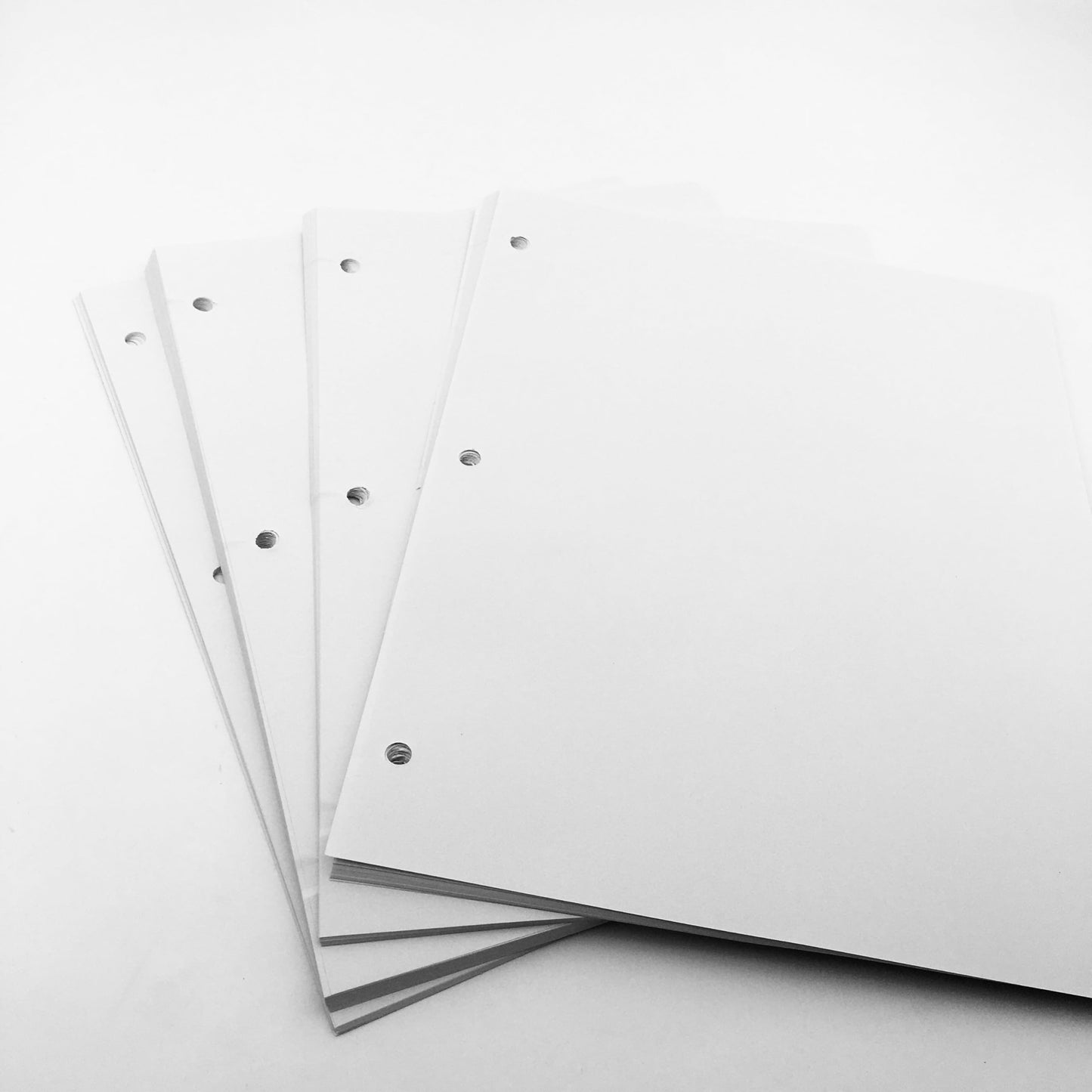 Shuokecrafts Loose Leaf Paper, 8.5" x 11", 100 Sheets, Brightness 100 Nits, 80 GSM, Letter Size, 3-Hole Punched for Binders