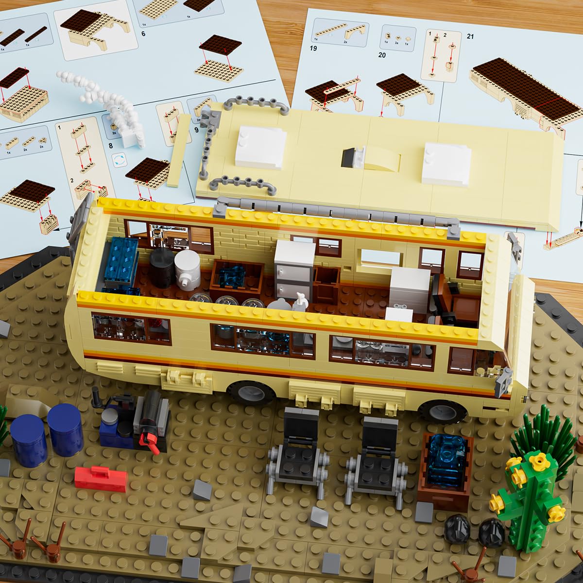 Breaking RV Bad Building Set, MOC Upgraded Classic Scene, Compatible with Lego for Adults, for Adults and Avid Fans