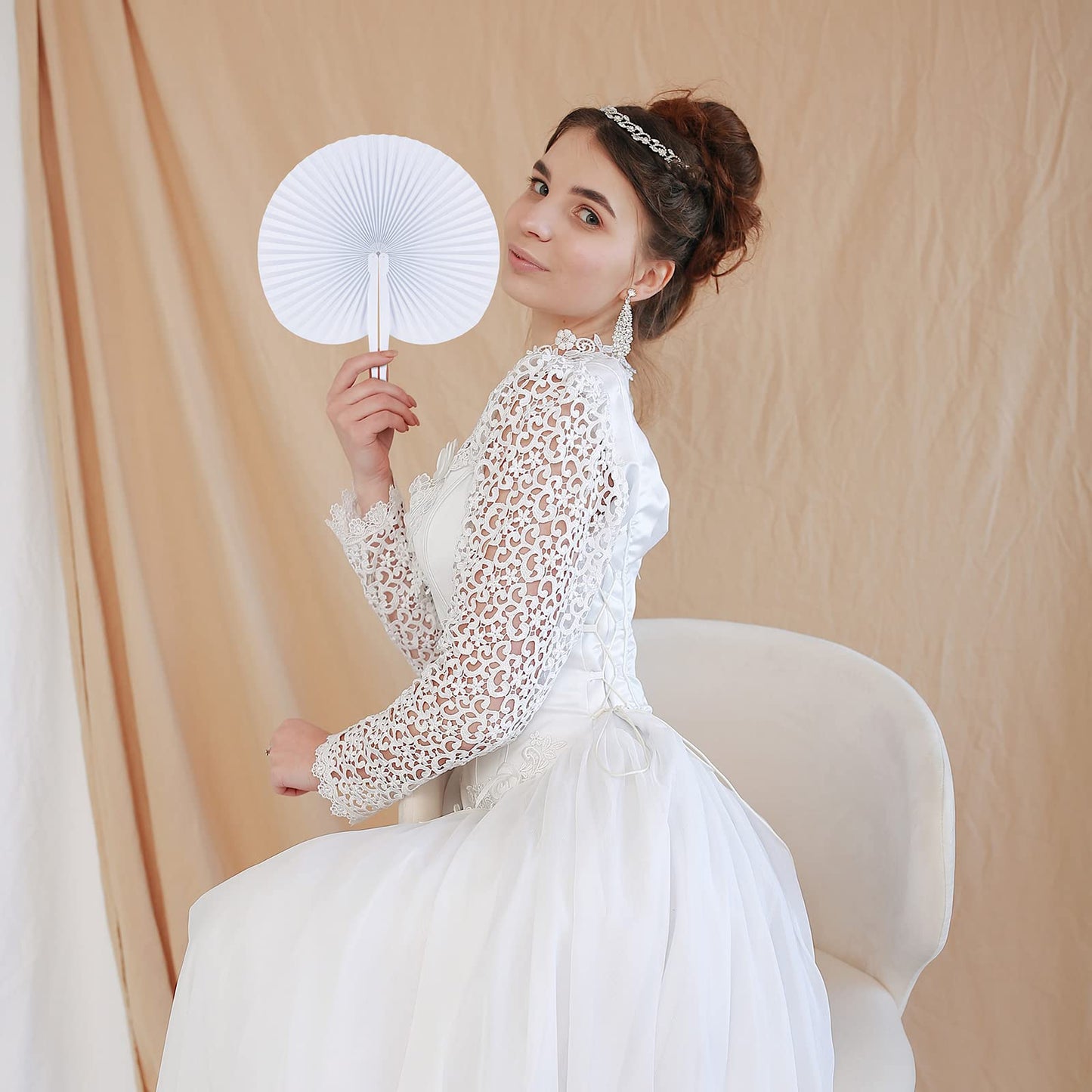 MCEAST 100 Pieces White Party Paper Fans Decorations Folding Fan Handheld Fan Round Shaped Paper Fans with Handle Hand Fans for Wedding Birthday Party Favors