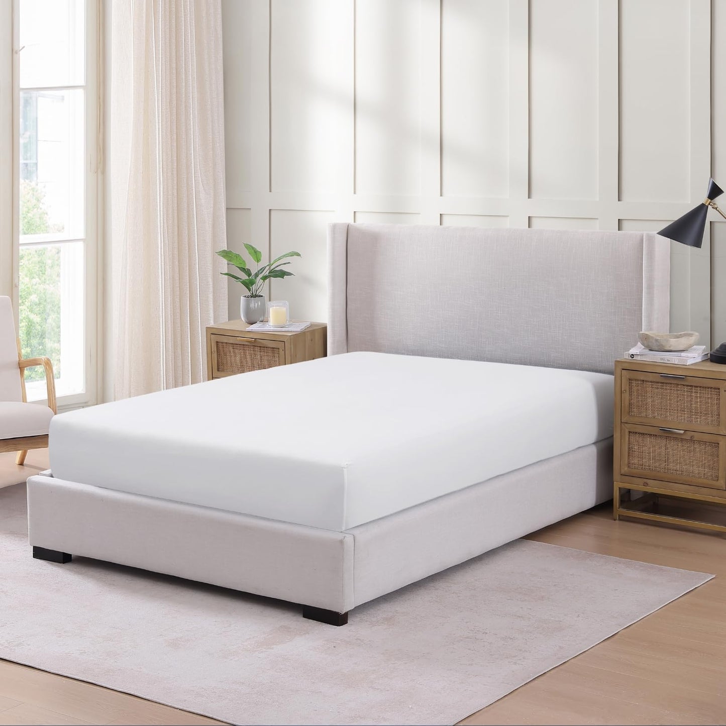 Queen Fitted Sheet (Pack of 2), Pre-Washed, Deep Pocket 14 inch (35 cm) - Easy Care - Soft Brushed Microfibre Fabric - Shrinkage and Fade Resistant - Bottom Sheet