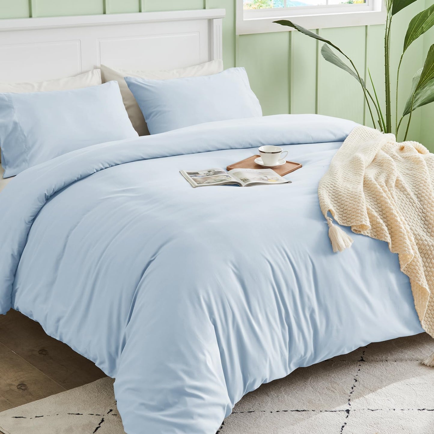 Sasttie Duvet Cover Queen, 3-Piece Ultra Soft Double Brushed Bedding Sets for All Season Use, Includes 1 Duvet Cover 90x90 Inches, 2 Envelope Pillowcases 20x30 Inches, Light Blue