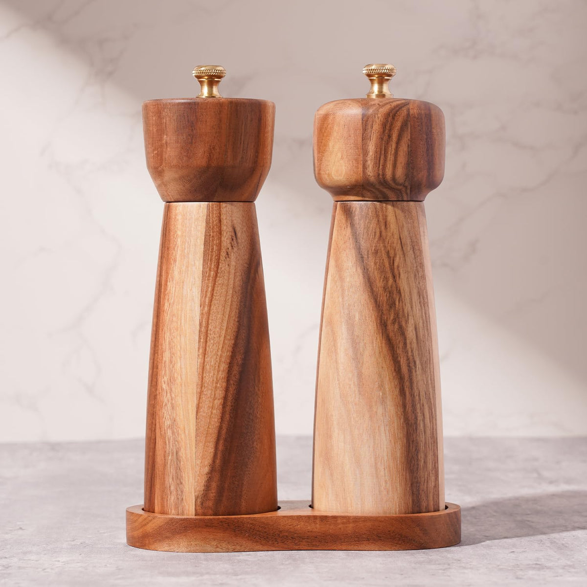 DeroTeno Salt and Pepper Mill Set with Tray, Adjustable Ceramic Grinder Salt Mill, Stainless Steel Grinder Pepper Mill, Acacia Wood, 20.5 cm/ 8 Inch Height, Bottom Dia 6 cm /2.36 inch