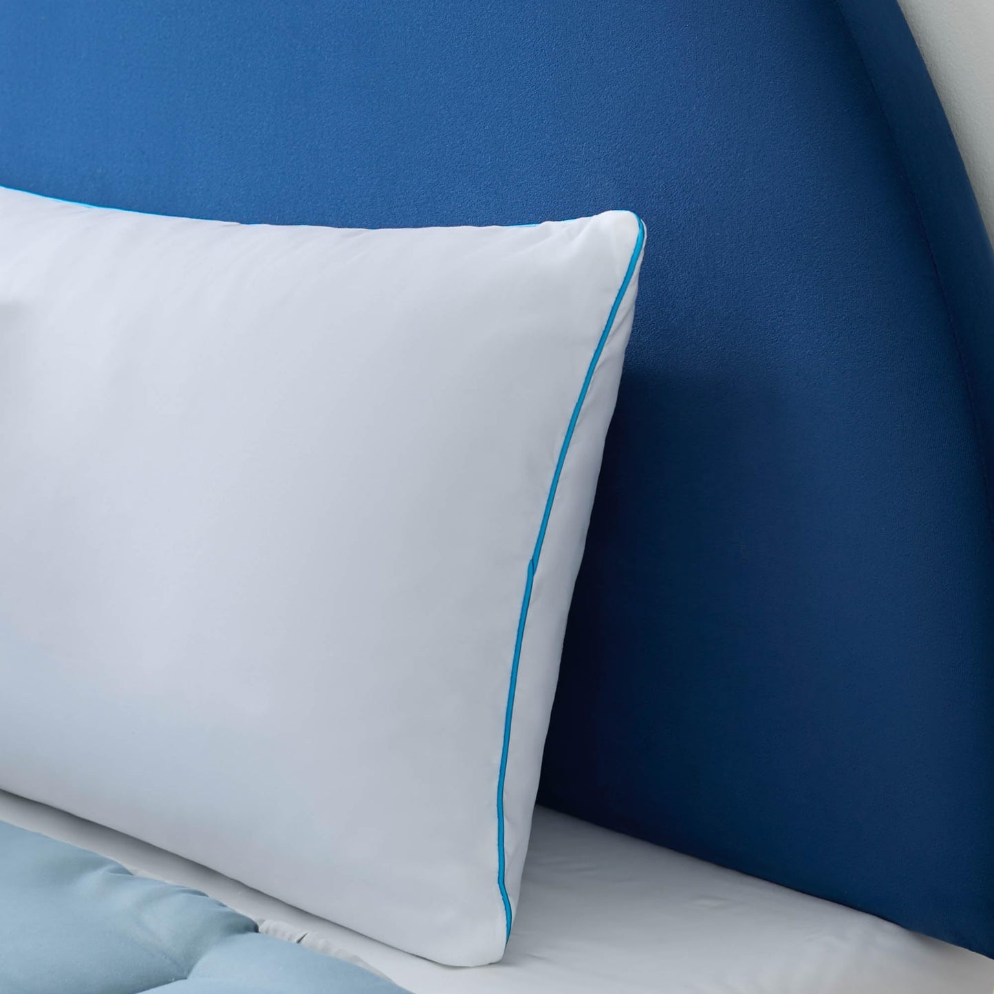 Linenspa 2 Pack Shredded Memory Foam Pillows - Moldable, Fluffable, Customizable - Universally Comfortable - King, White