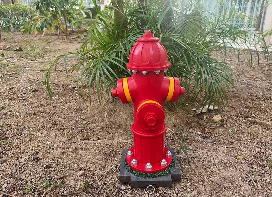 CUZOKOLA Dog Fire Hydrant Pee Post With 4 Stakes, 14.5 Inches Red Puppy Training Outdoor Ornament for Garden Yard Decorations