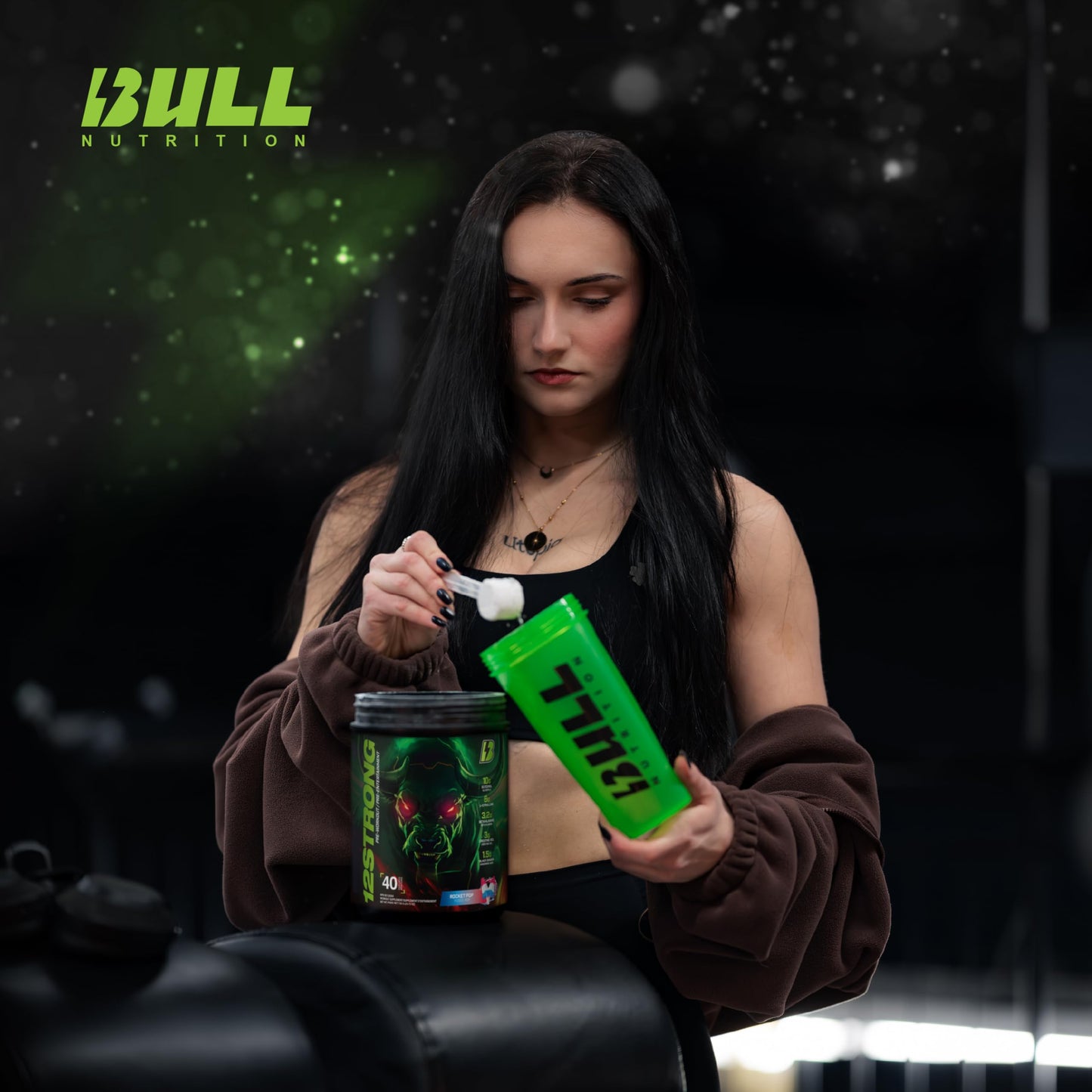 BULL Nutrition 12 STRONG – Pre-Workout Powder with Glycerol, L-Citrulline, Beta- Alanine, and Creatine Supplements for Muscle Growth and Increased Endurance, Strength, Focus, and Energy Output – Made in Canada – 40 Servings, 730 grams (730g, Rocket Pop)