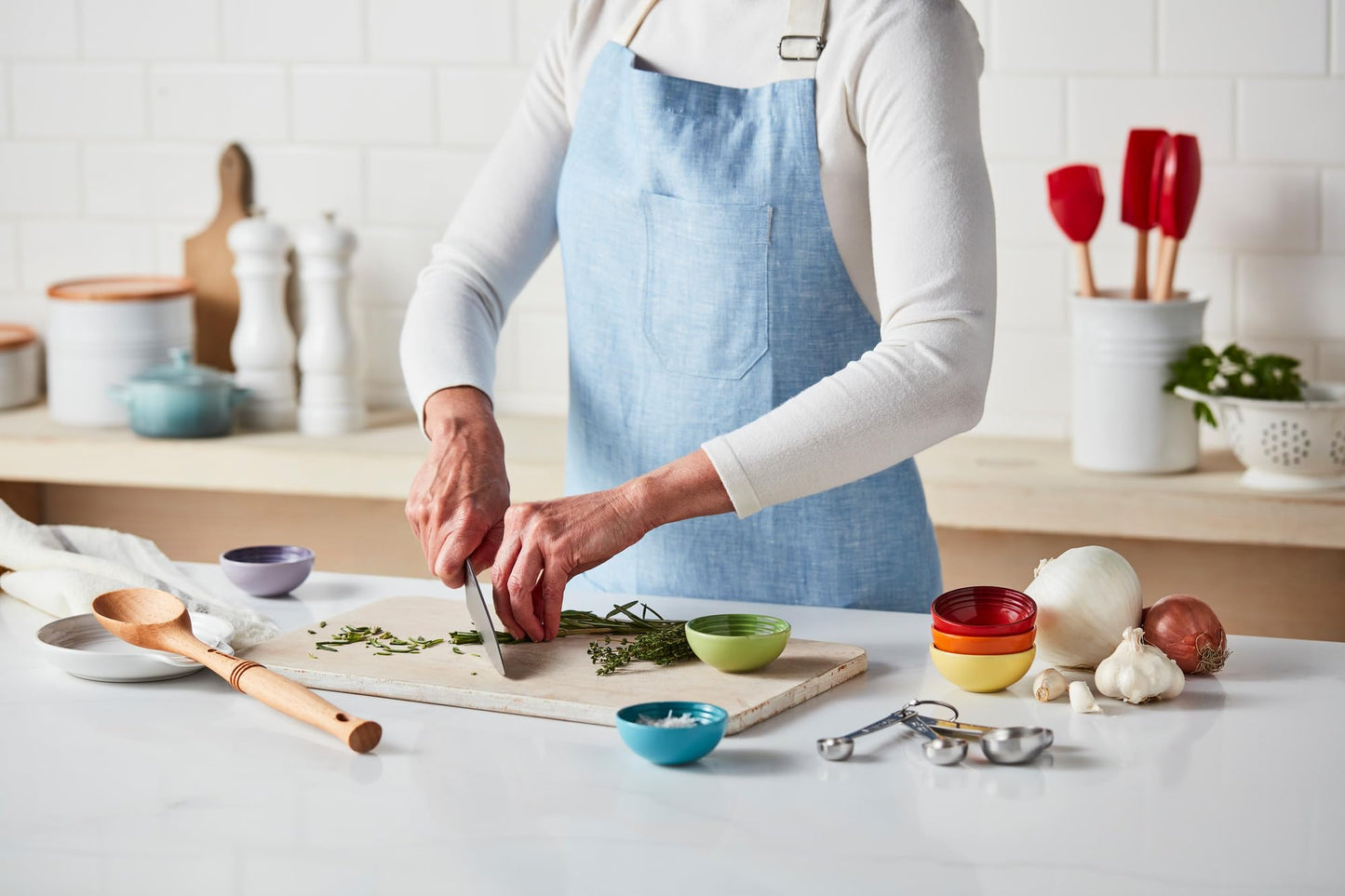 Le Creuset Set of 6 Vancouver Pinch Bowls 2 Oz Multi