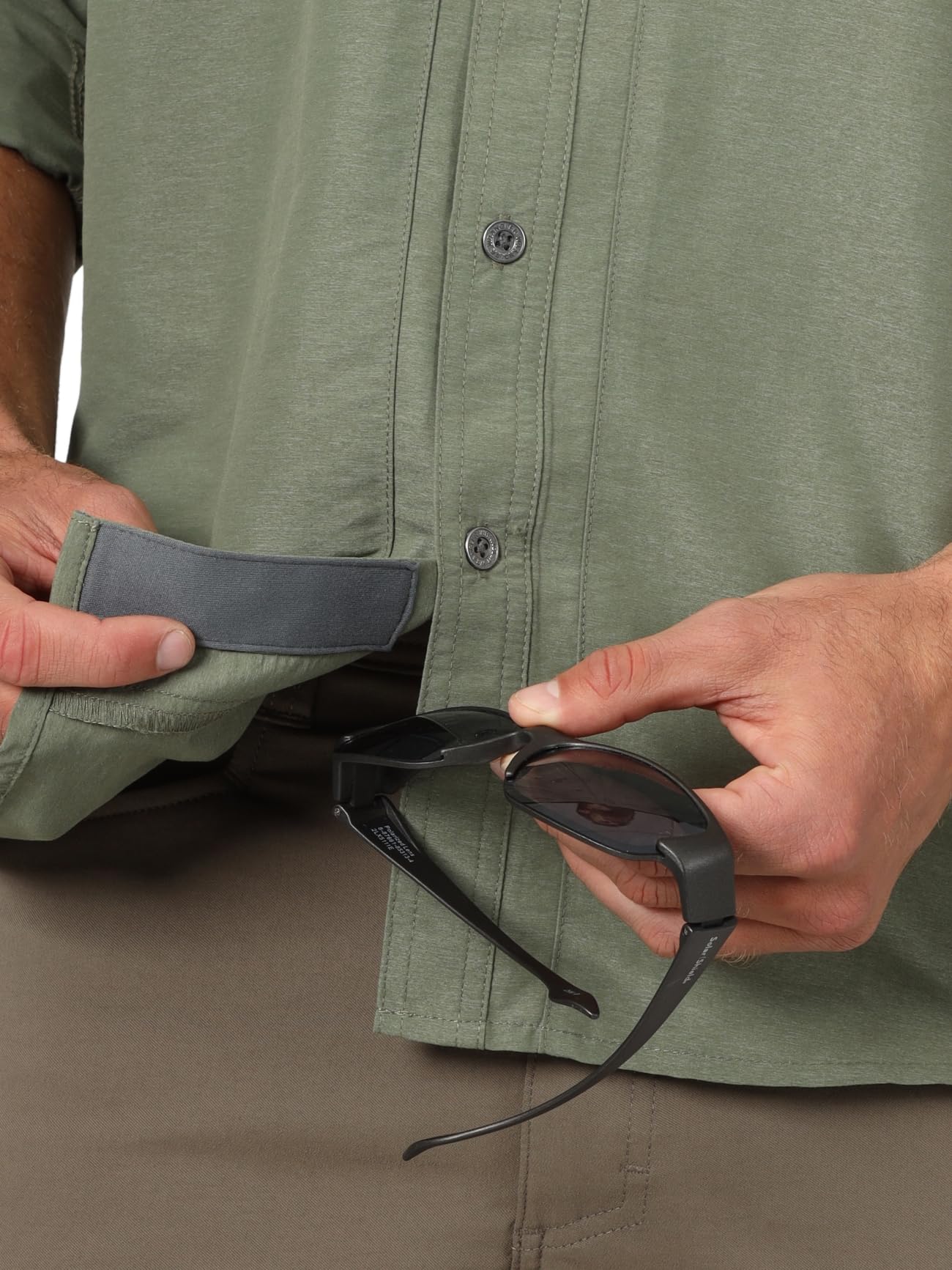 ATG by Wrangler Men's Long Sleeve Mixed Material Shirt, Dusty Olive, X-Large