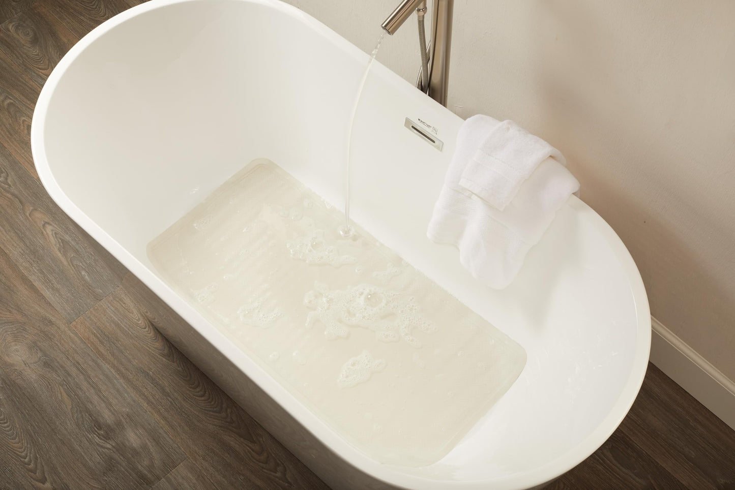 Rubbermaid Commercial Products Bath Tub and Shower Mat | Extra Large - 36 x 18 in. | White | Machine Washable | Safti-Grip Non-Slip Bathroom Mat with Suction Cups for Home/Hotel/Shower/Bathtub