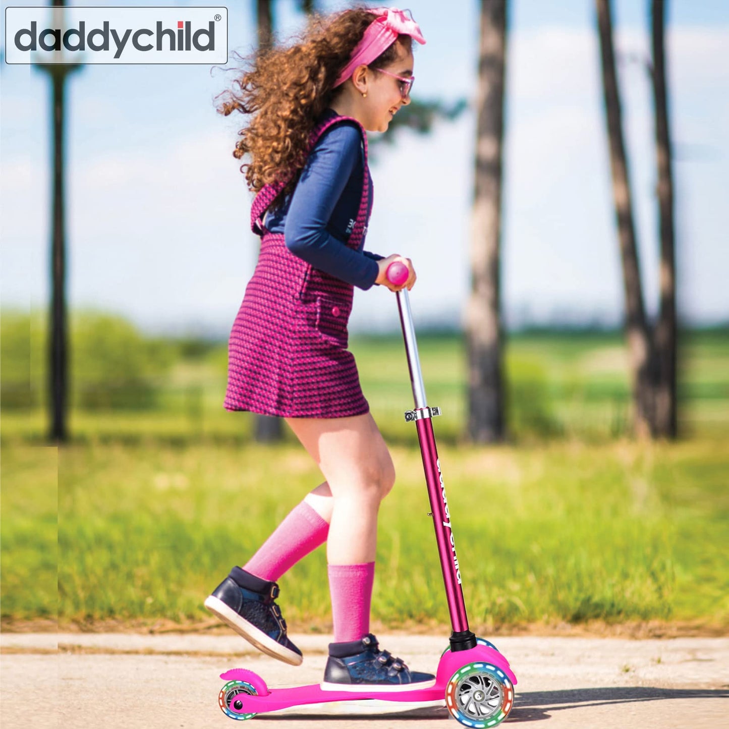 DADDYCHILD 3 Wheel Scooters for Kids, Kick Scooter for Toddlers 3-8 Years Old, Boys and Girls Scooter with Light Up Wheels, Mini Scooter for Children, Green (S909)