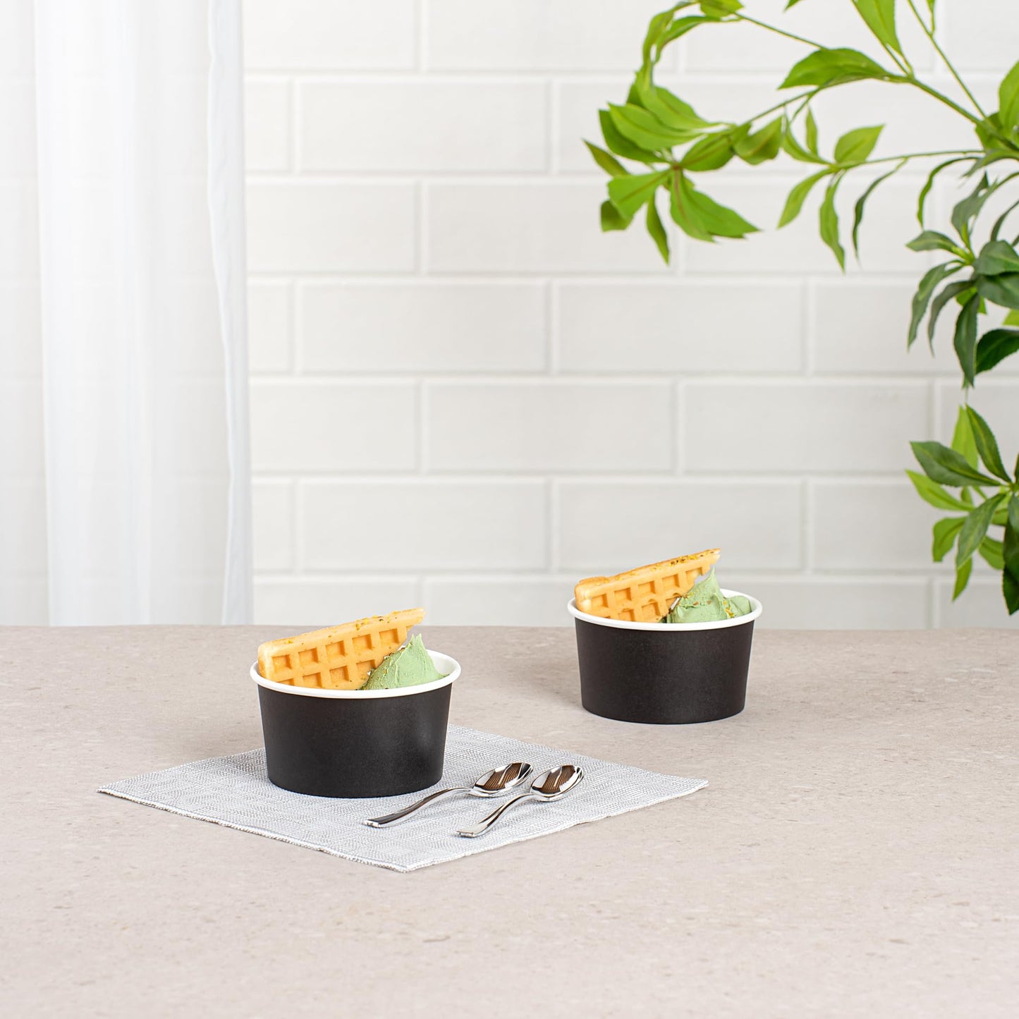 Coppetta 8-Ounce Dessert Cups, 200 Disposable Ice Cream Cups - Lids Sold Separately, Sturdy, Black Paper Frozen Yogurt Bowls, for Hot and Cold Foods, Perfect for Gelato Or Mousse - Restaurantware