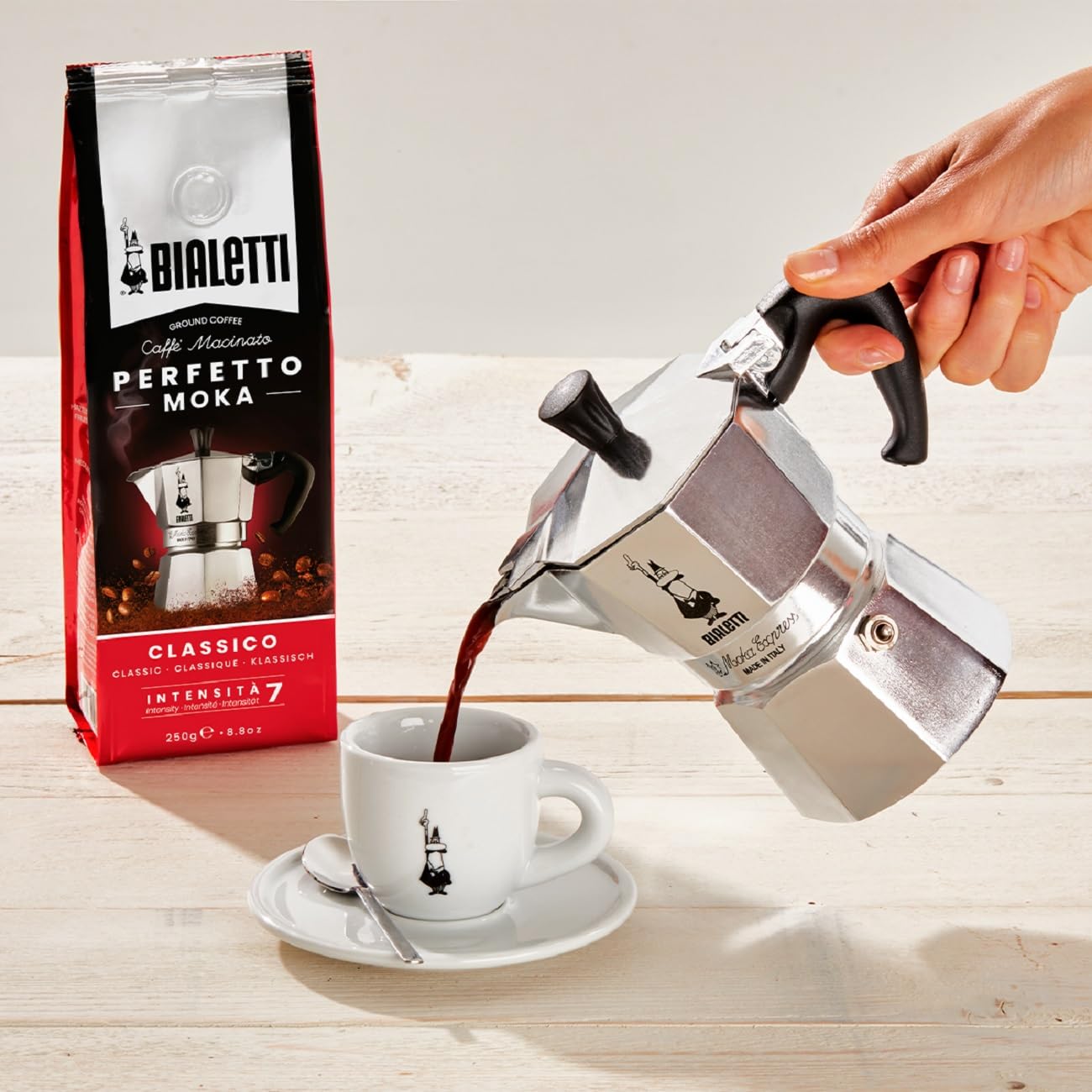 BIALETTI Moka Express 6-Cup Aluminum Stovetop Espresso Maker, Silver