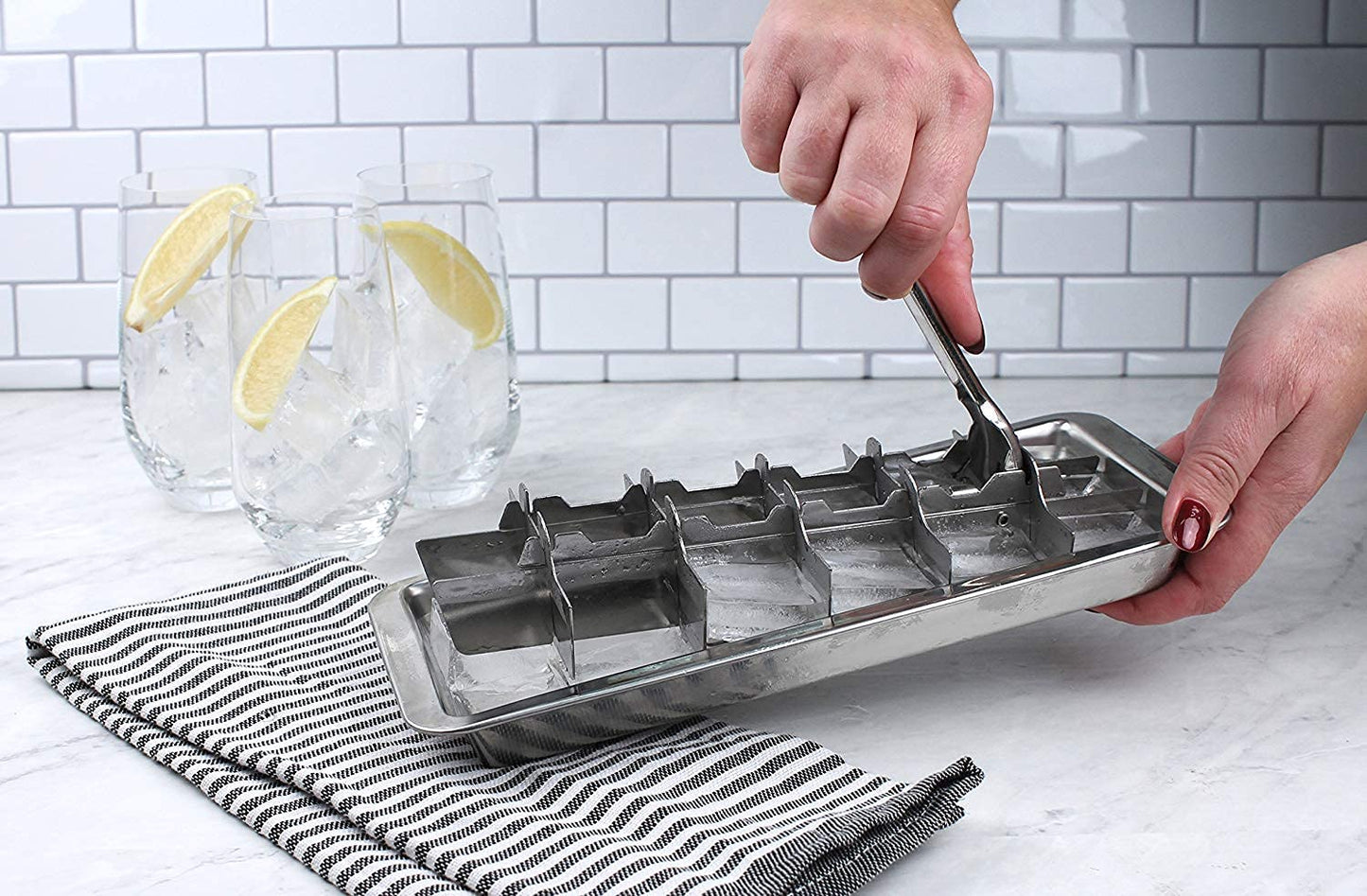 Onyx 18/8 Stainless Steel # ICE001 18 Slot Ice Cube Tray
