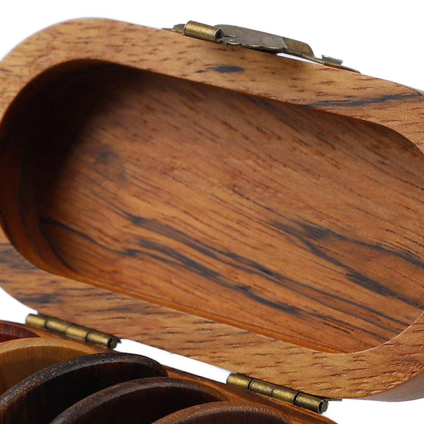 Wooden Pick Box with 5 Picks, and Lightweight, Ideal Gifts for Guitar Lovers, Suitable for Acoustic and Electric Guitars, Ukulele, Mandolin, Banjo