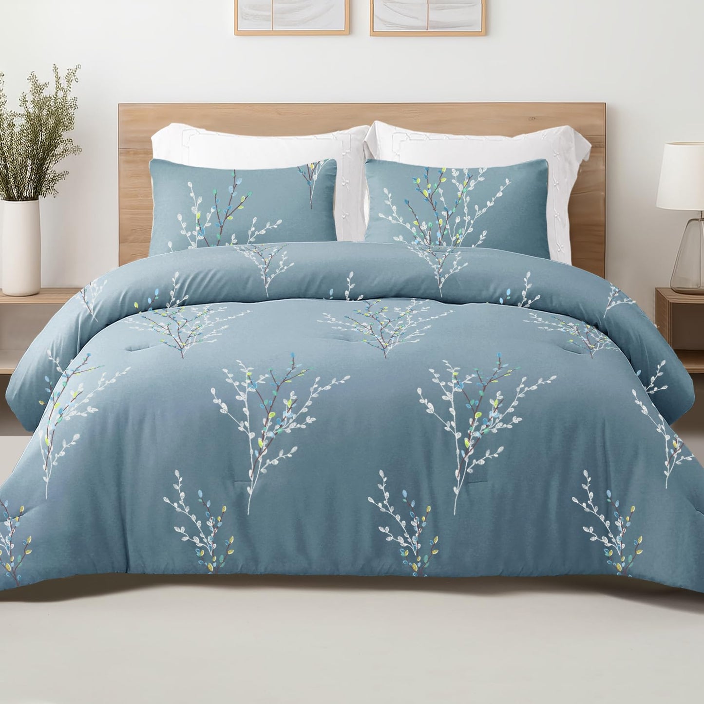 Exclusivo Mezcla 3-Piece King Size Comforter Set, Microfiber Bedding Down Alternative Comforter for All Seasons with 2 Pillow Shams, Floral Pattern, Blue