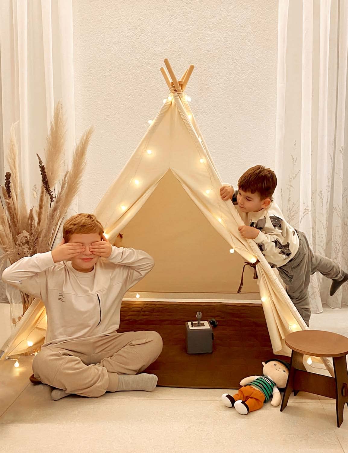 besrey Teepee Tent for Kids with Padded Mat&Light, Kids Tents Indoor Playhouse, Large Kids Tipi Tent, Play Tent for Toddler Boys Girls, Foldable Portable Toddler Reading Tent