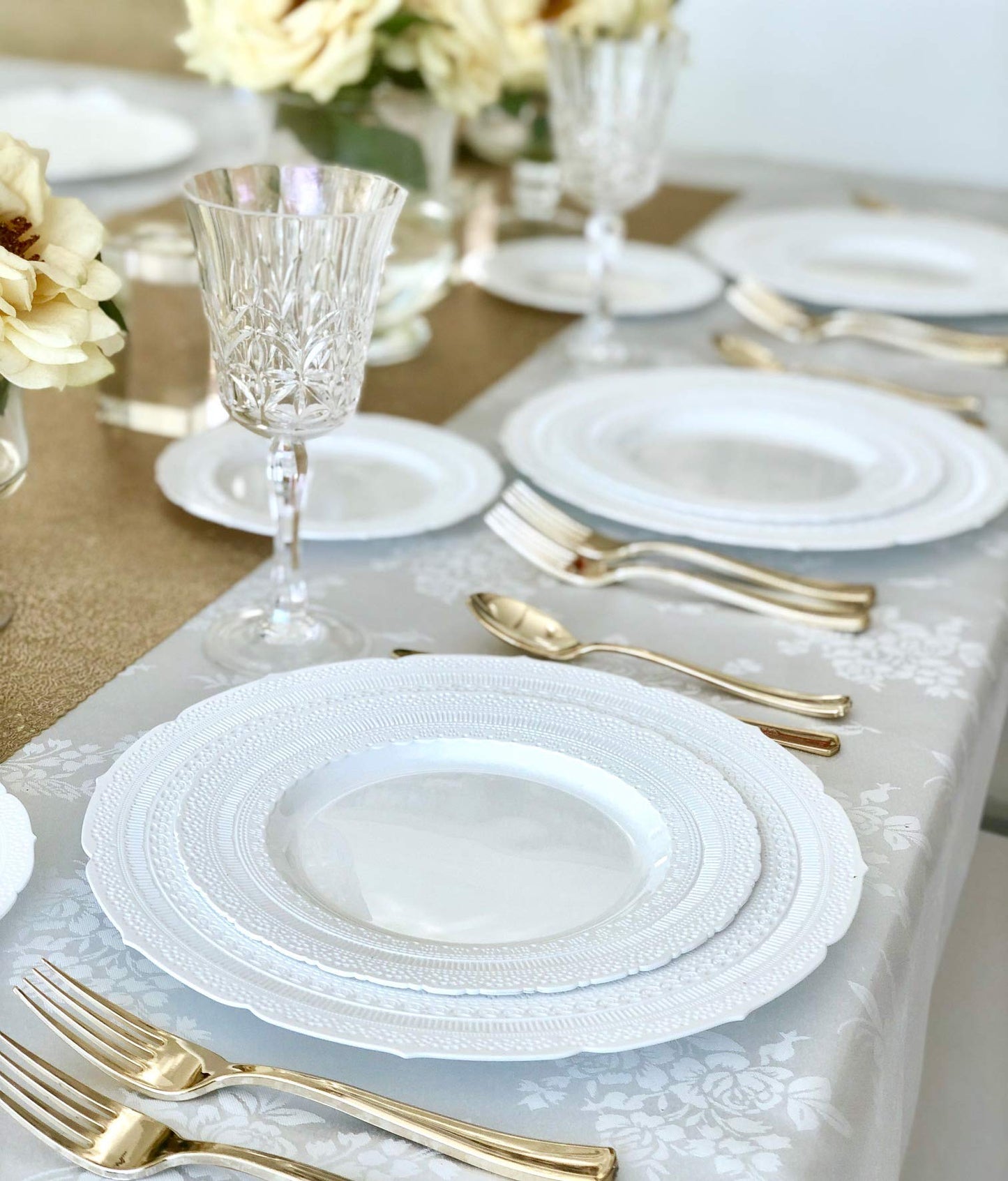 " OCCASIONS" 50 piece (25 guest) Extra Heavyweight Vintage Wedding Disposable/Reusable Plastic Plates (25 x 11'' dinner + 25 x 8.25'' salad/dessert) Chateau Collection in White