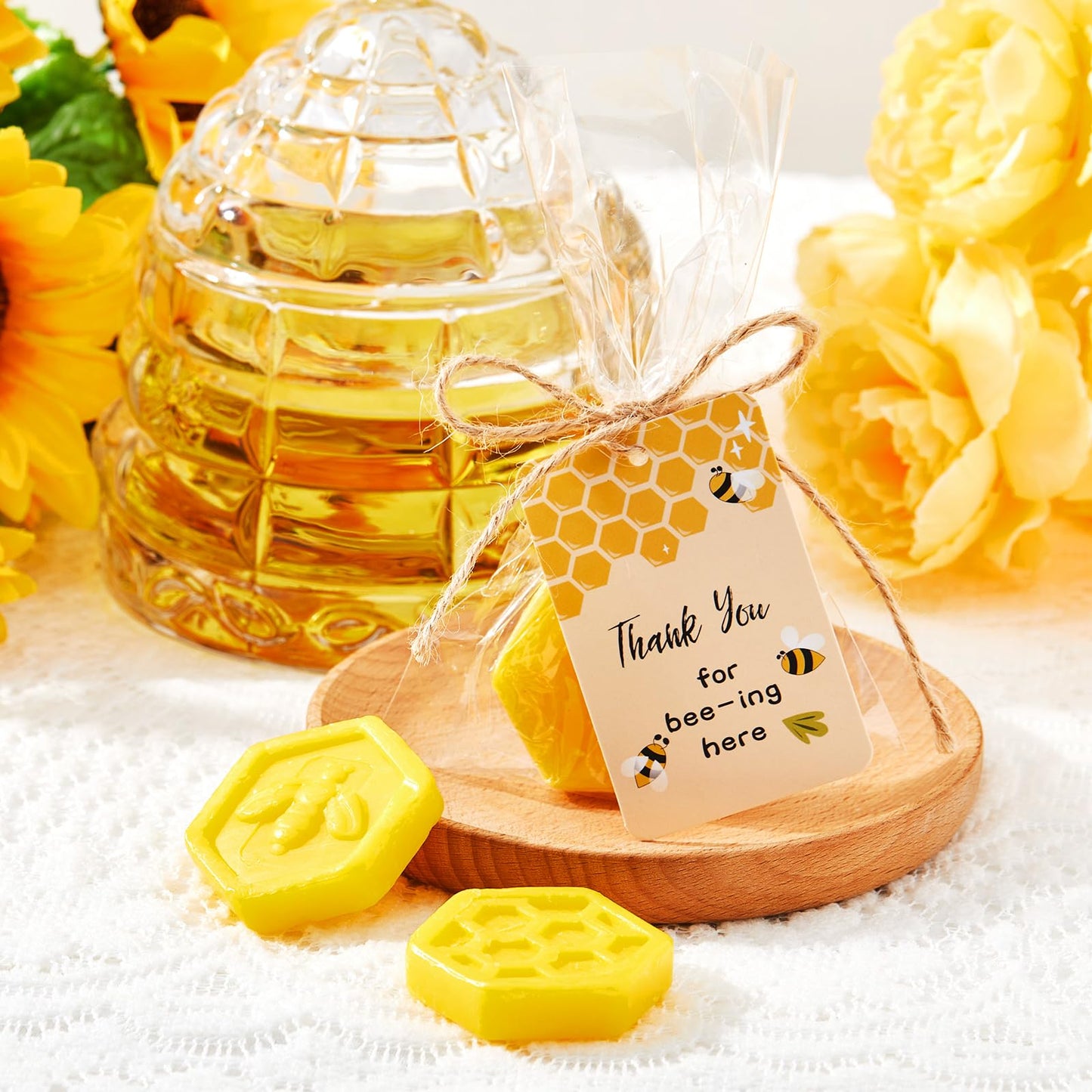 Otuuz 48 Pcs Baby Shower Favors Bee Party Favors Including Honeycomb Soap with Thank You Card Gift Honey Soap for Guest Gender Reveal Honey Gift Birthday Party Decorations (Yellow)