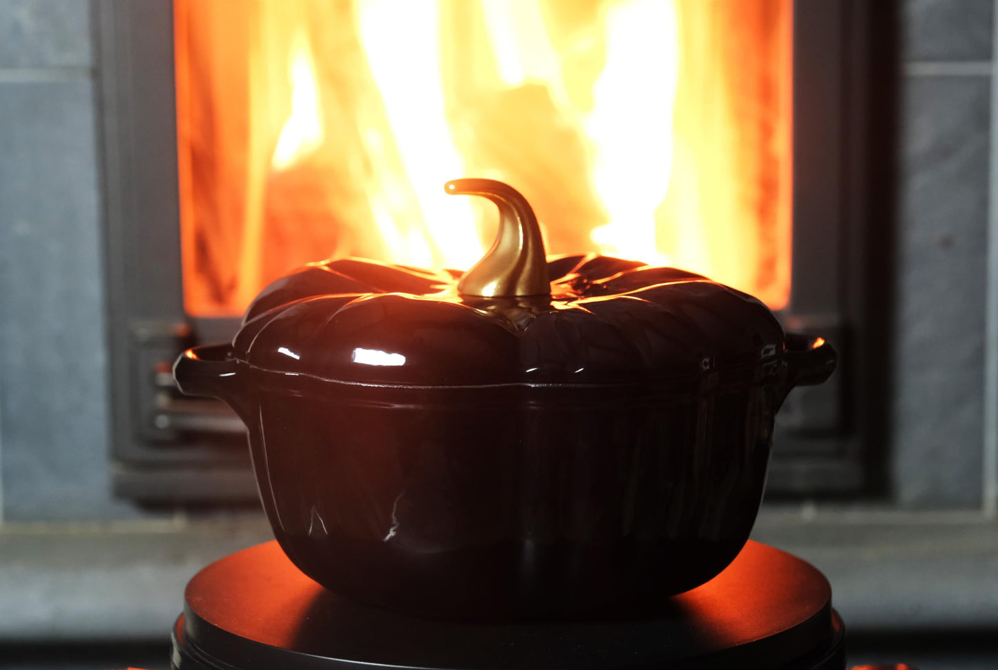 Enameled Cast Iron Pumpkin Pot Dutch Oven Cocotte, Black, 2.32 qt (2.2 L)