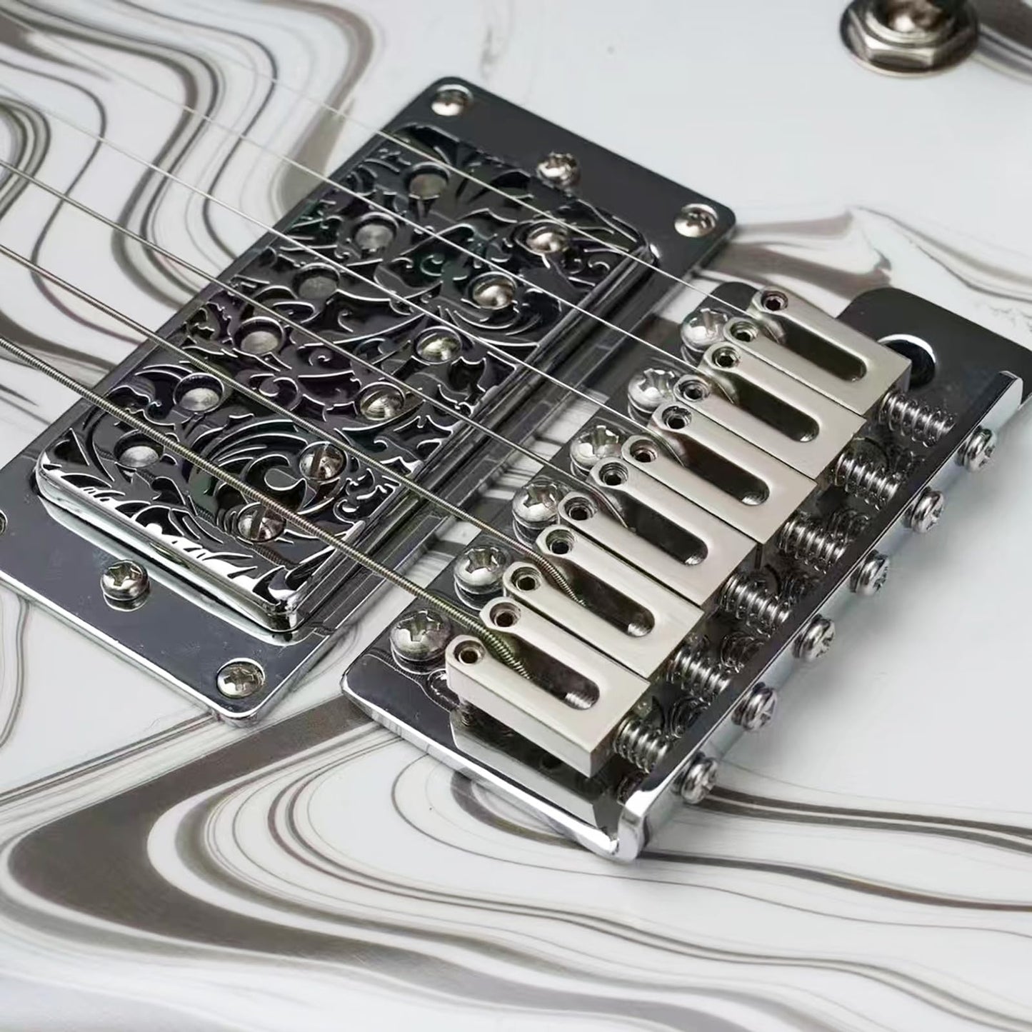 OVSAL 52.5mm Electric Guitar Bridge Chrome 2-Point Tremolo Bridge with Stainless Steel Plate and Zinc Alloy Saddles Electric Guitar Parts for 6 String Strat Stratocaster