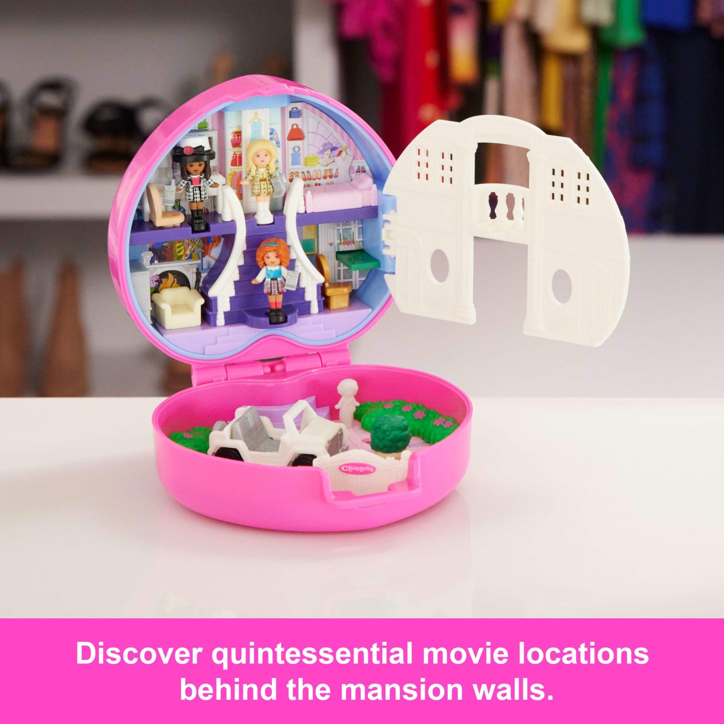 Polly Pocket x Clueless Collector Compact, Micro Dolls and Playset, 5 Themed Accessories Including Toy Car, Cher, Dionne, & Tai