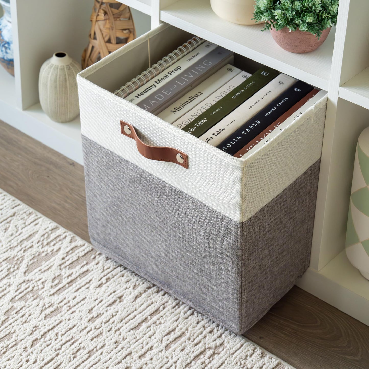 OrganiHaus 33x33cm 4 Pack Cube Storage Bin, Fabric Storage Bins, Cube Storage Organizer Bins, Kallax Organizer Storage Basket, Closet Storage Bins, Panier de Rangement, Bac de Rangement Gray/White