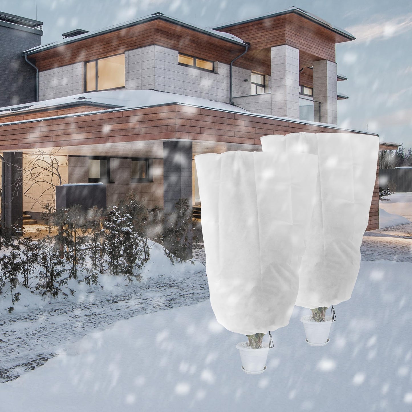 Alpurple 47" X 31.5" Winter Zipper Plant Covers - 6 Packs Warm Plant Protection Cover Bags, Frost Cloth Blanket Protecting Fruit Tree Potted Plants from Freezing Animals Eating