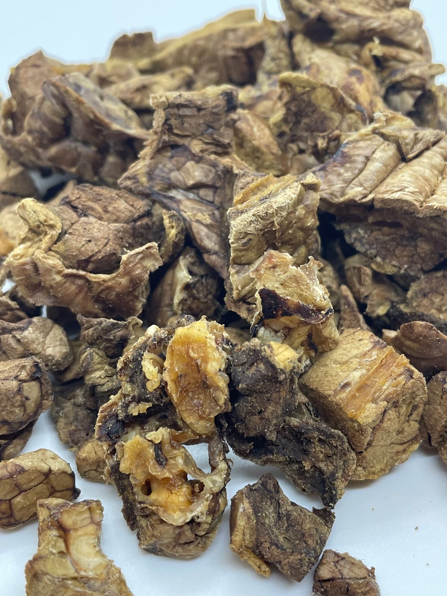 Bullsters Dog Treats Bones Chews Long Lasting for Aggressive Chewers All Natural Hickory Smoked Beef Dog Bones, 1 Ingredient with No Additives, No preservatives, Steroid Free, Oven Roasted and Delicious for Small, Medium, Large, Extra Large XL Dogs Beef M
