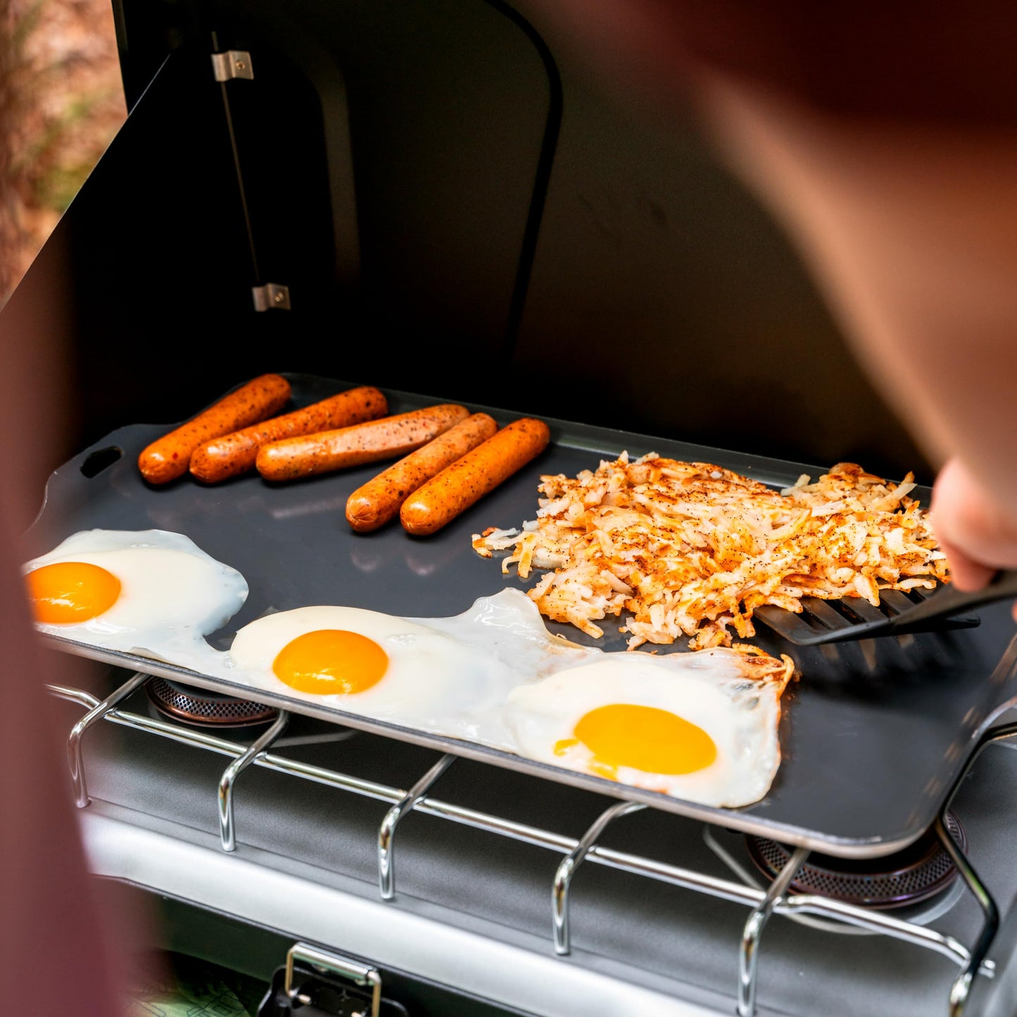 Coghlan's Camp Griddle, Lightweight Aluminum, 17.5 x 10 Size, PFAS-Free and Non-Stick Ceramic Coating Cooking Surface for Two Burner Stoves, Ideal for Camping and Outdoor Cooking