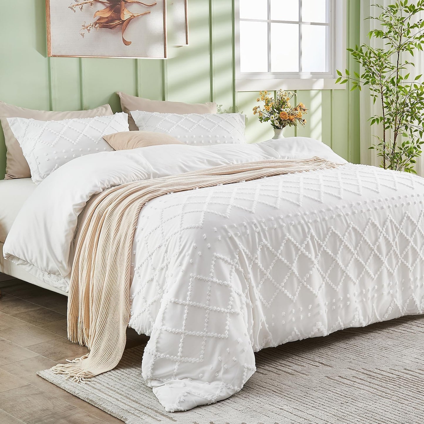 HYMOKEGE Duvet Cover Queen Size, Boho Tufted Duvet Cover Set 3 Pieces, Soft & Lightweight Shabby Chic, Embroidery Bedding Set for All Seasons, 90" × 90" & 2 Pillow Shams, White