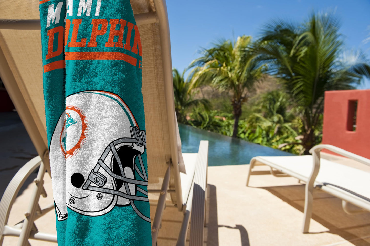 Northwest NFL Miami Dolphins Beach Towel, 30" x 60", 40 Yard Dash Legacy