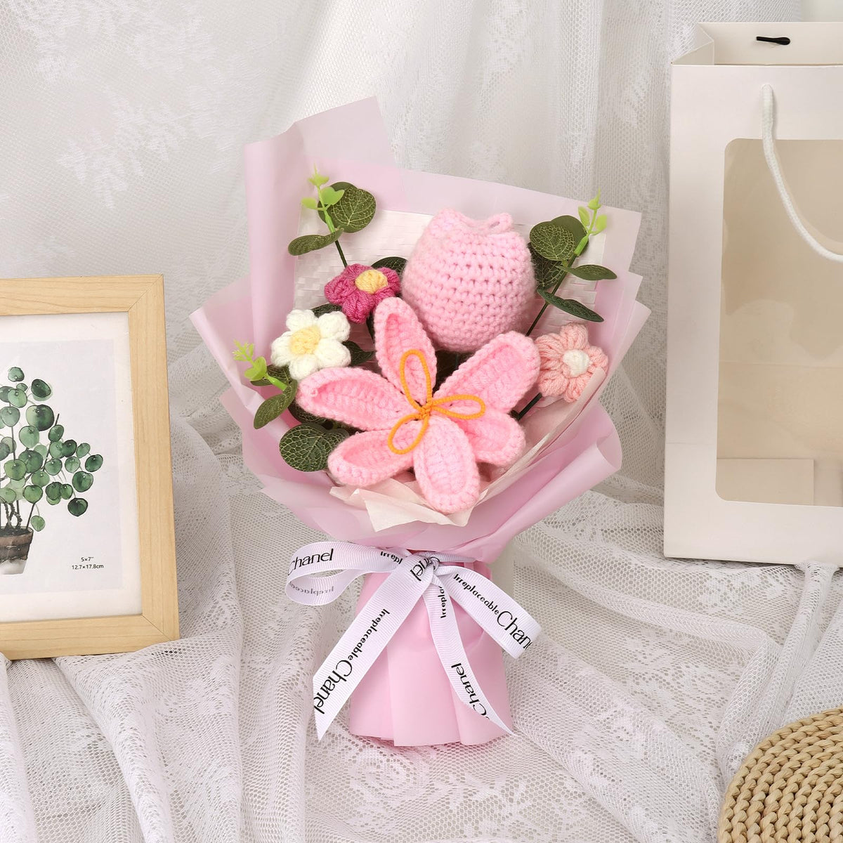 DEMIUKO Crochet Flower Bouquet, Pink Handmade Crochet Flowers Knitted Bouquet Completed Crocheted Flowers Finished Bouquet Gift for Mom Women Lover Valentine's Day Birthday Wedding Anniversary
