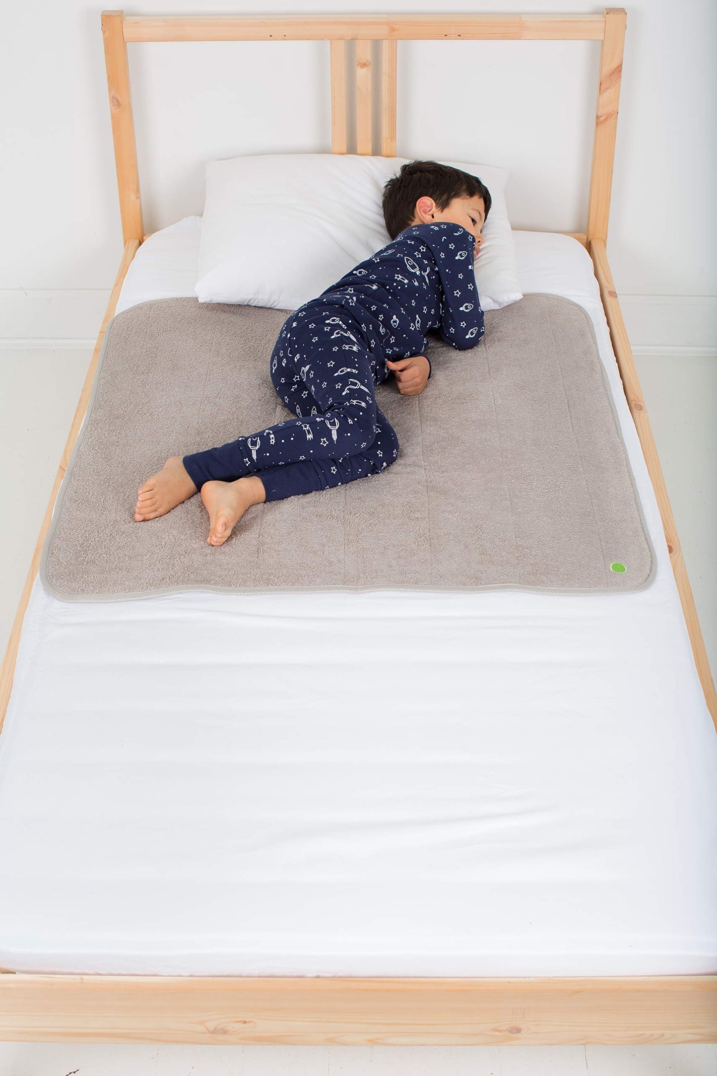 PeapodMats Bedwetting & Incontinence Waterproof Bed Mat - Reusable Underpad. Secure Placement & Breathable. Washable. Enviro Friendly 3x3 (Sand) Mattress Protector & Pee Pad for Kids & Adults