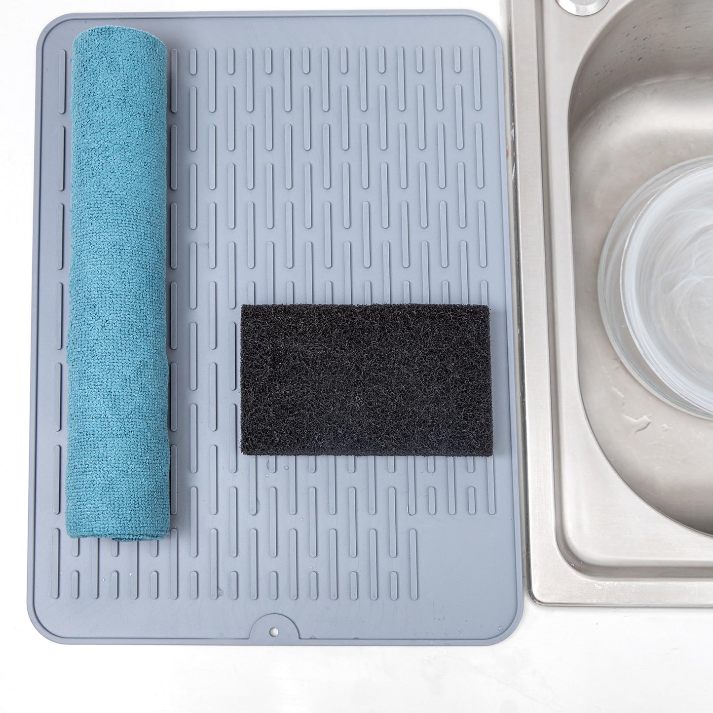 Restaurantware-RW Clean 6 Inch x 3.5 Inch Scouring Pads, 10 Multi Purpose Scrub Pads - Non Abrasive, Heavy Duty, Black Nylon Scrub Pads for Cleaning, for Cleaning Or Scrubbing,