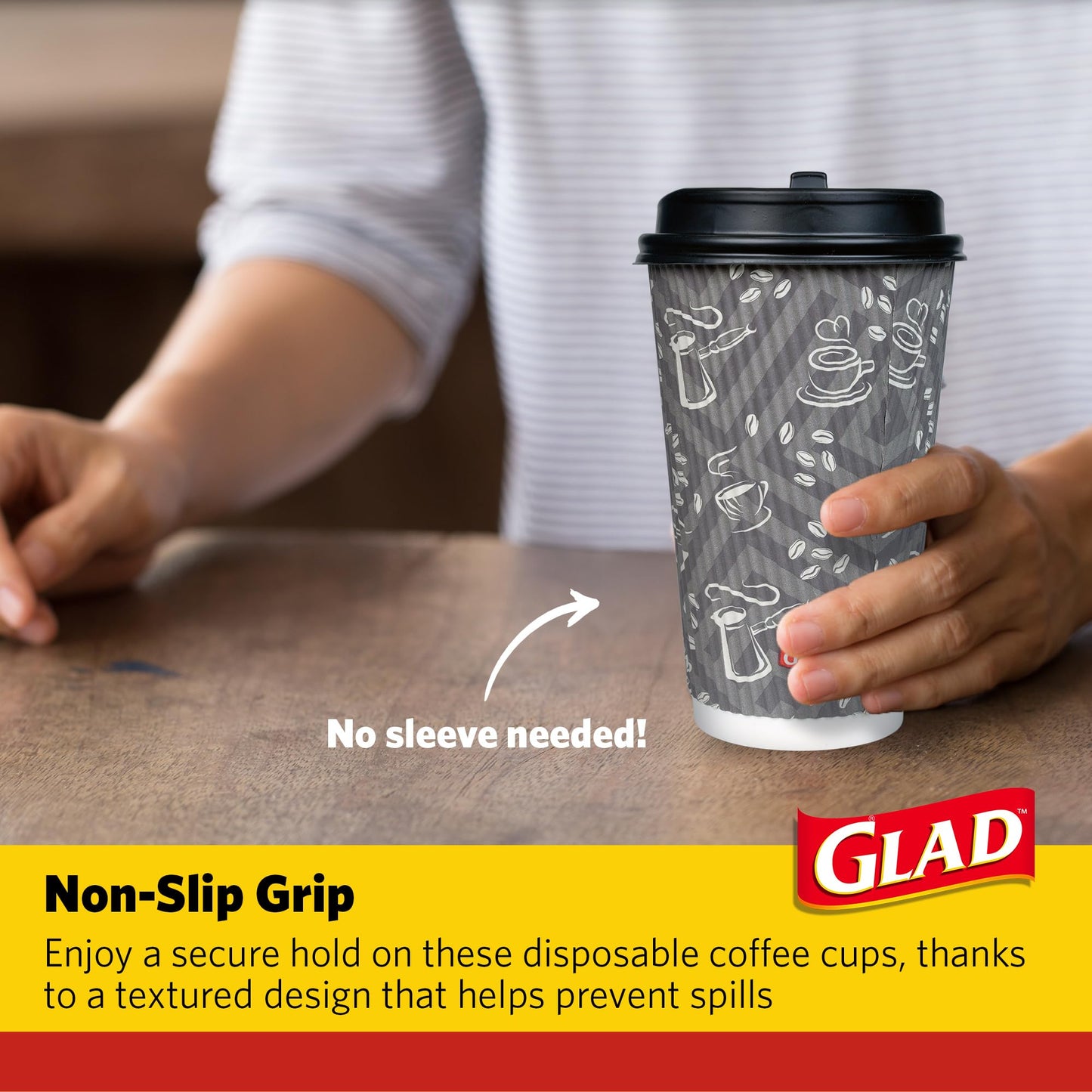 Glad Everyday Disposable Coffee Cups with Lids – 16 oz Insulated Paper Coffee Cups, Hot Chocolate, Hot Cocoa, or Tea Cups, No Sleeve Needed, 50 Count