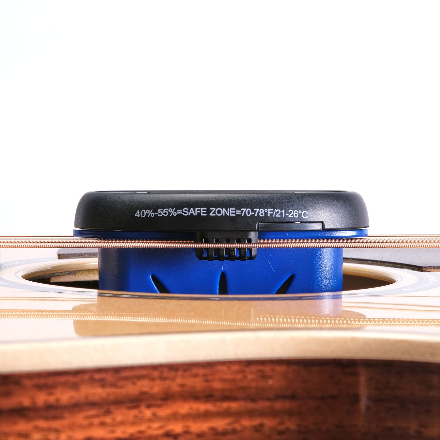 The Humitar ONE - Acoustic Guitar Humidifier & Hygrometer (MN311)
