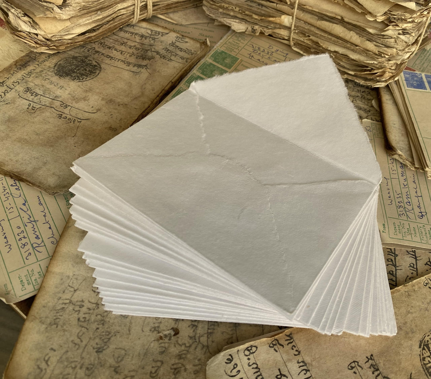 Wanderings Handmade Cream/Ivory Deckle Edge Envelope - 6" x 9.5" (15.5 x 24cm) Package of 25 - for Announcements Wedding Invitations Greeting Cards Crafts - Thick 150 GSM
