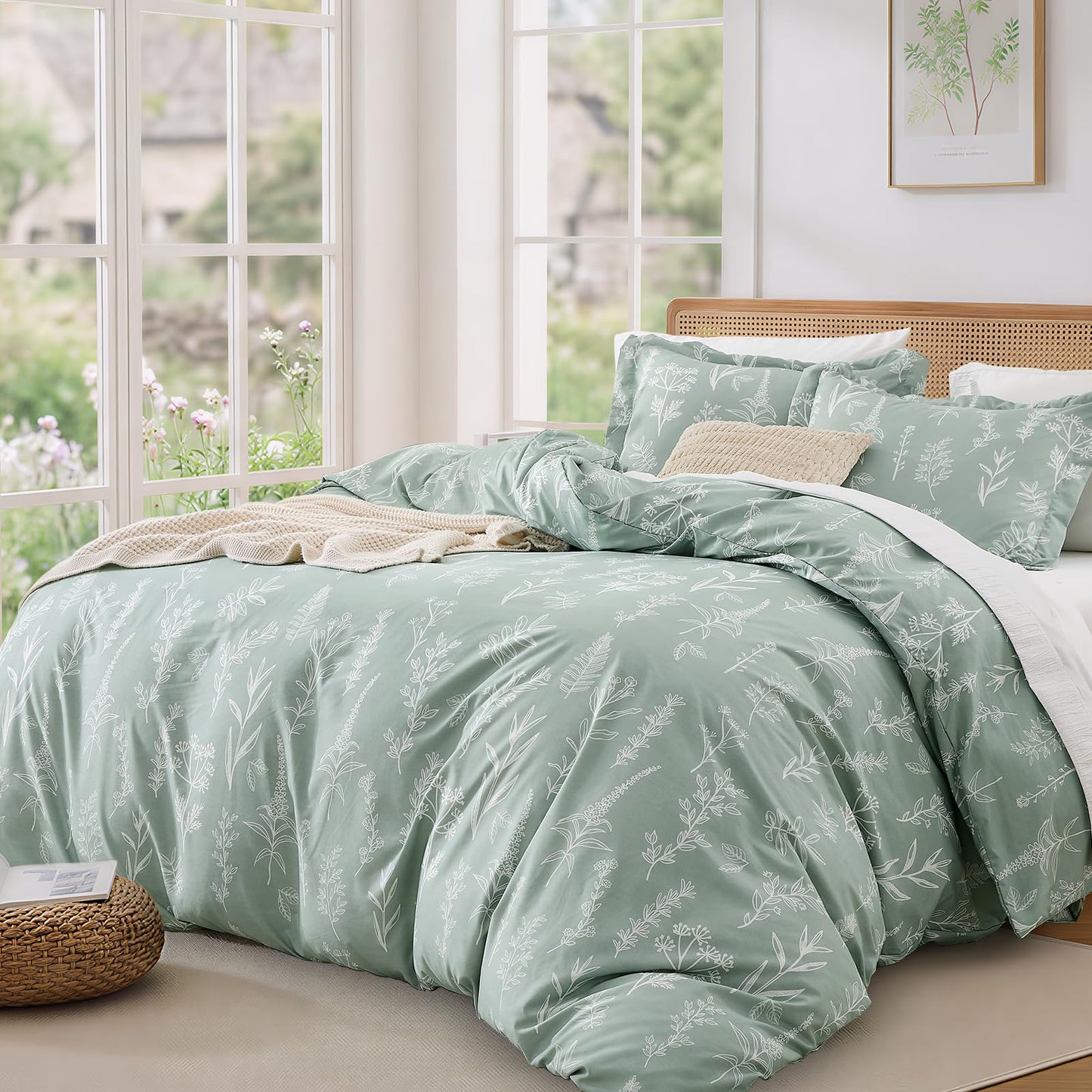 MUXHOMO Duvet Cover King Size, Reversible Floral Green Duvet Cover Set with Zipper Closure, 3 Pieces Botanical Patterns Soft Microfiber Bedding Set with 4 Ties (90"x104", 2 Pillow Cases)