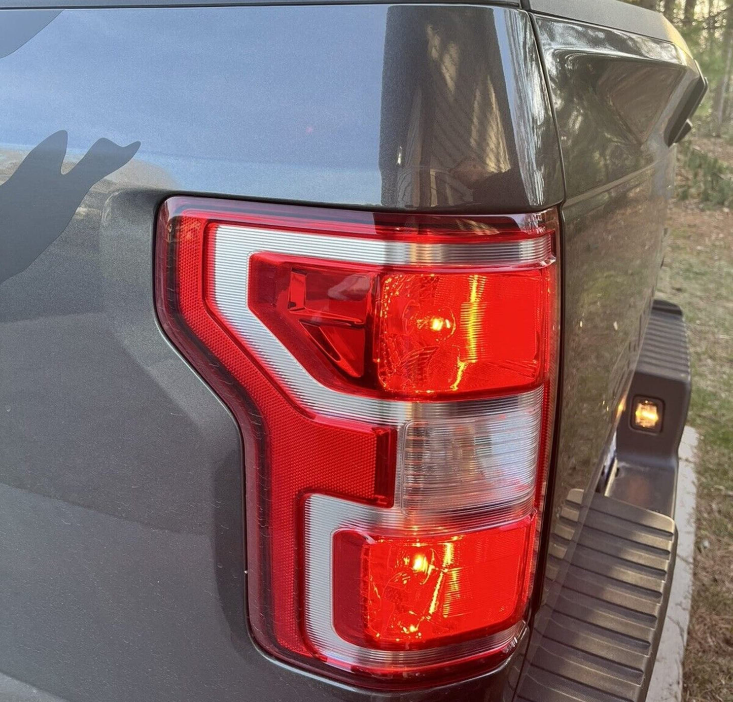 KUAFU Rear Left Tail Light W/Bulbs Compatible with 2018-2020 Ford F-150 Replacement for JL3Z-13405-H FO2800265C FO2800265 Taillight Red Lens Chrome Housing