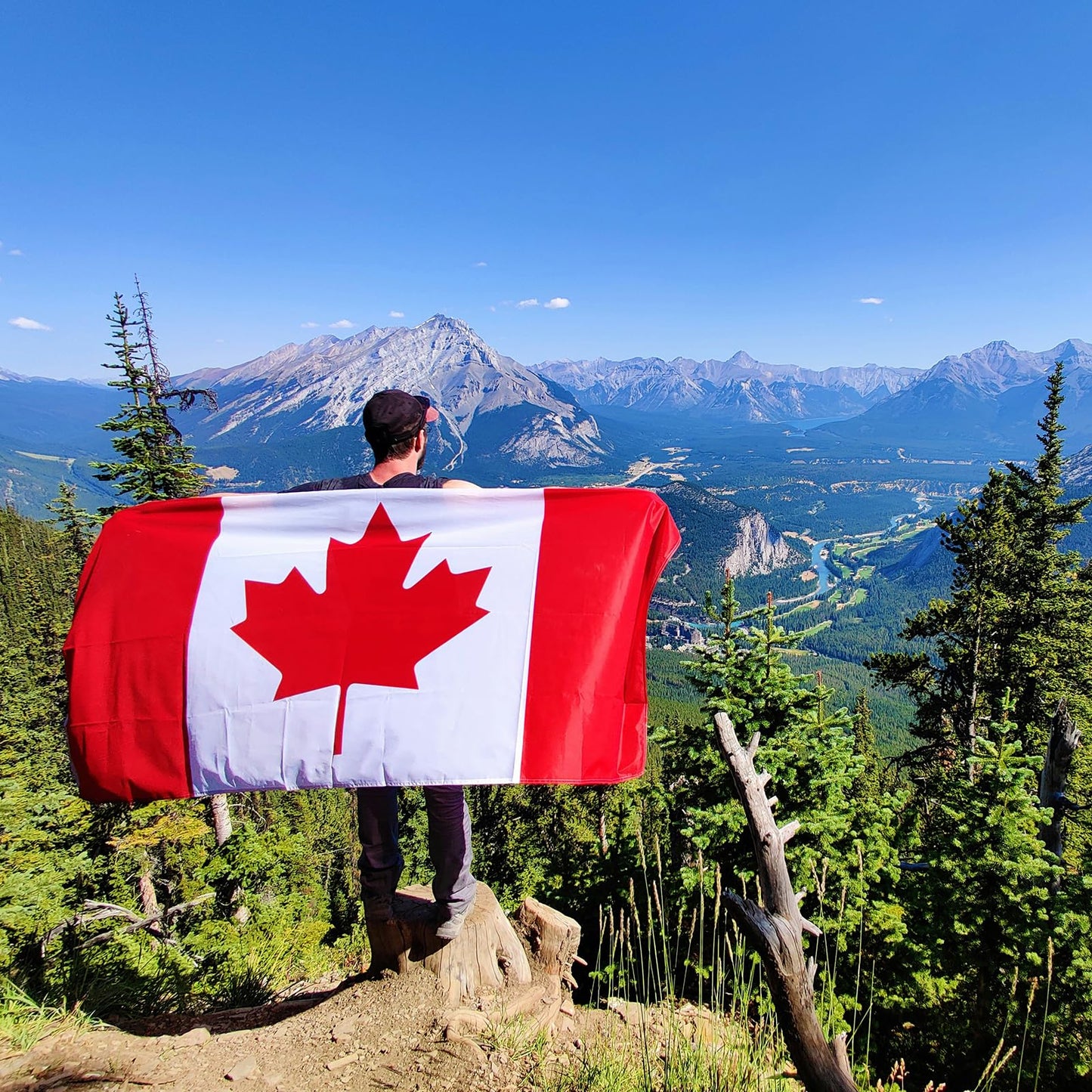 FLAGWIN Canada Flag 5x8 ft, Canadian Flags Heavy Duty Embroidered Maple Leaf with 3 Brass Grommets, Vivid Color and Fade Resistant Canada Banner Flags for Indoor/Outdoor