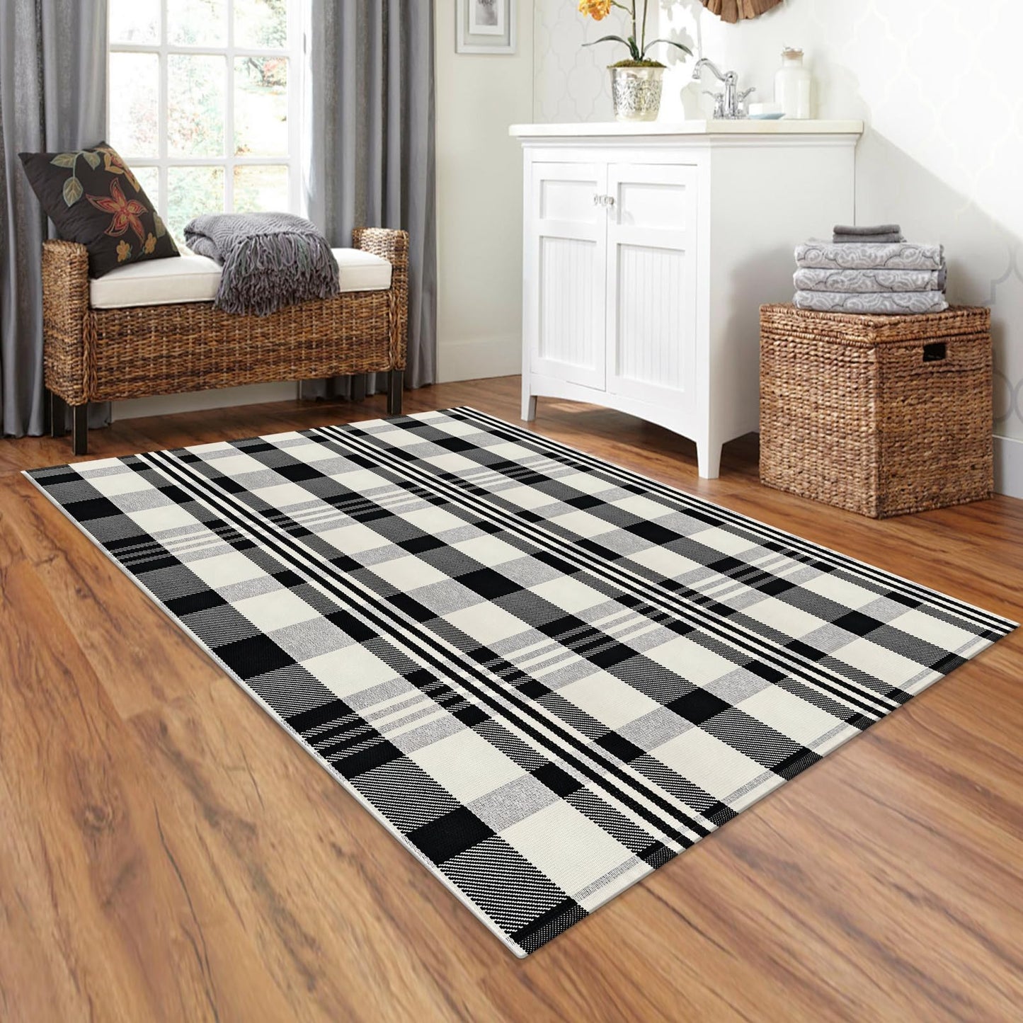Fixseed Buffalo Plaid Checkered Rug 4'x6' Front Door Mat Outdoor,Black and Beige Cotton Washable Front Porch Rug Layered Doormats for Living Room Dining Room Bedroom Farmhouse