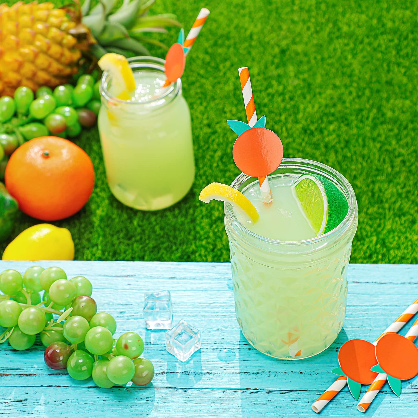Vesici 100 Pcs Orange White Striped Paper Straws Cute Fruit Themed Disposable Drinking Straws for Baby Shower Birthday Carnival Summer Decoration Supplies Party 0.24 x 7.76 Inches