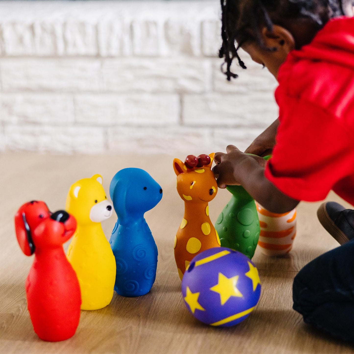 Melissa & Doug K's Kids Bowling Friends Play Set and Game with 6 Pins and Convenient Carrying CaseIndoor Outdoor Bowling Set, Soft Plastic Animal Pins, for Ages 2+