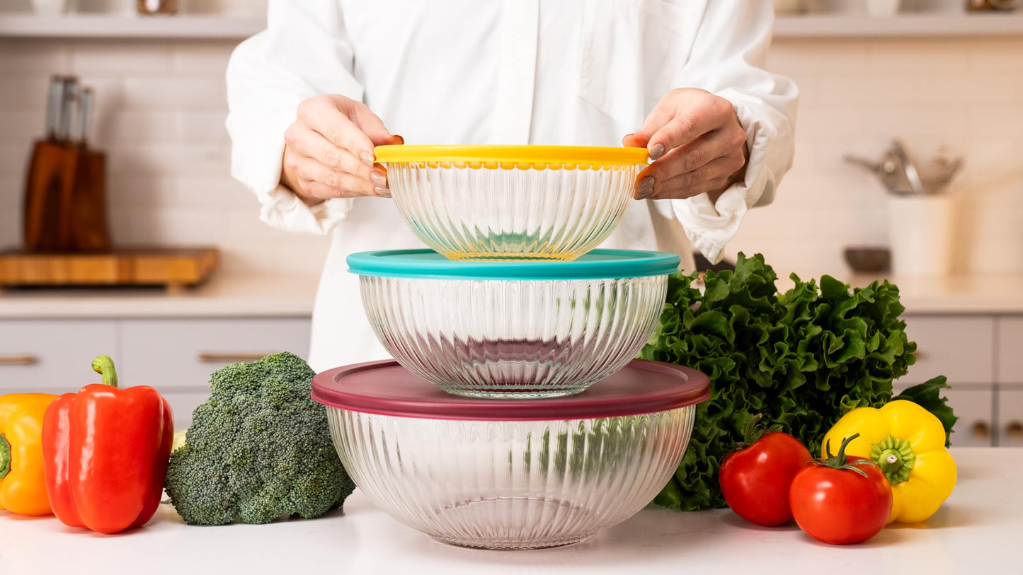 Ceywa Sculpted 3 Pack Glass Mixing Bowls (1.1 QT, 2.1 QT, 3.7 QT) – Borosilicate Glass Bowls with Airtight BPA-Free Lids, Nesting Bowls for Baking and Prepping Food, Oven, Freezer & Microwave Safe