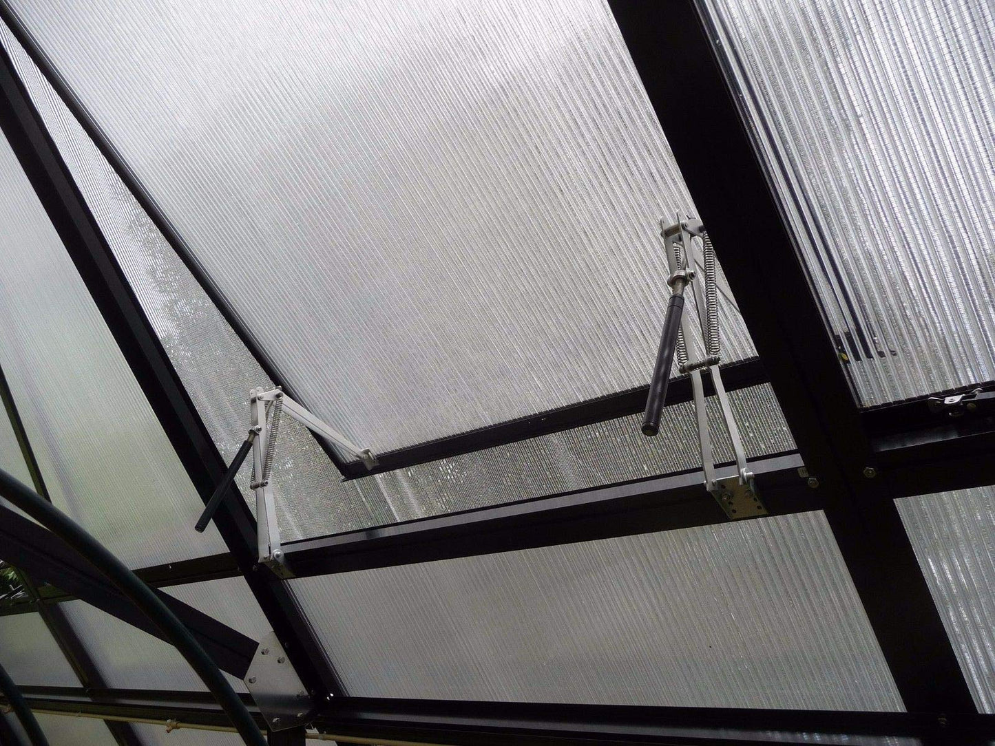 Auto Vent Greenhouse Window Opener with Two Springs Solar Automatic Ventilation Openers for Hothouse Cold Frame Gardening Tools-No Power Needed,Lifts 30 Lbs